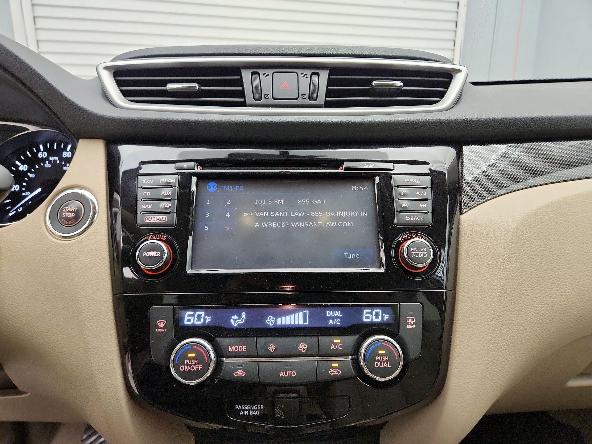 Thumbnail: 2015 Nissan Rogue - 14