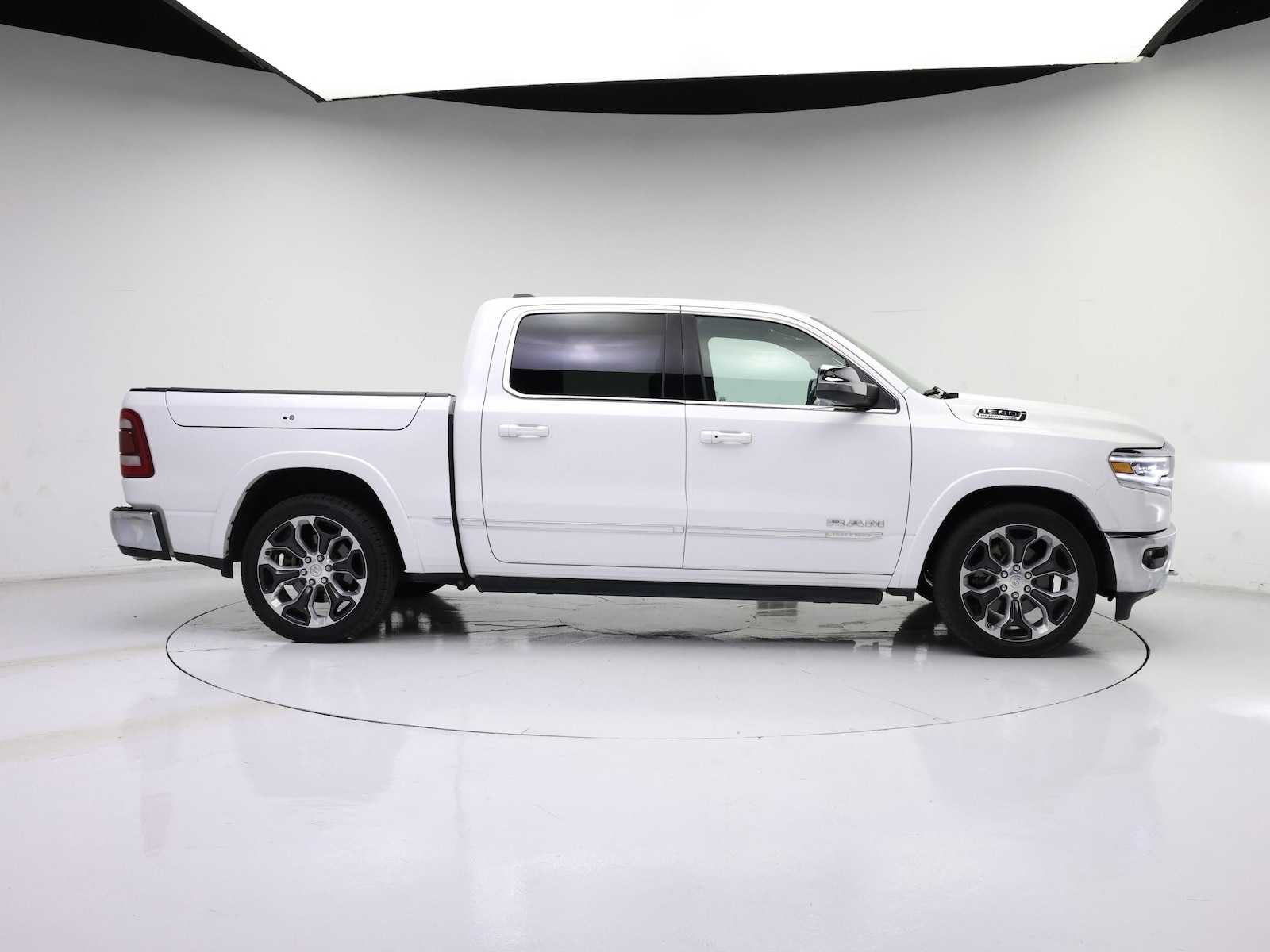 2023 RAM Ram 1500 Pickup Limited - Photo 8