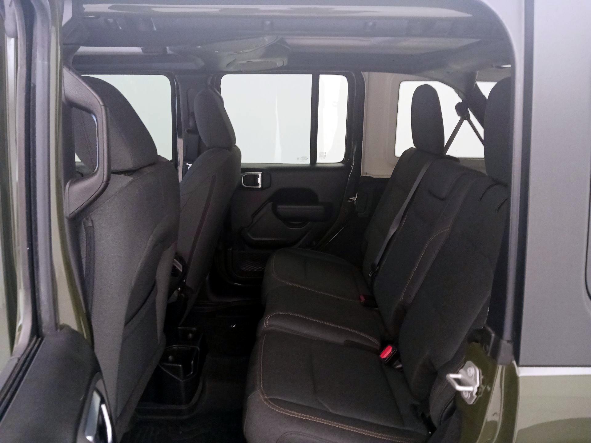 Thumbnail: 2024 Jeep Wrangler - 19