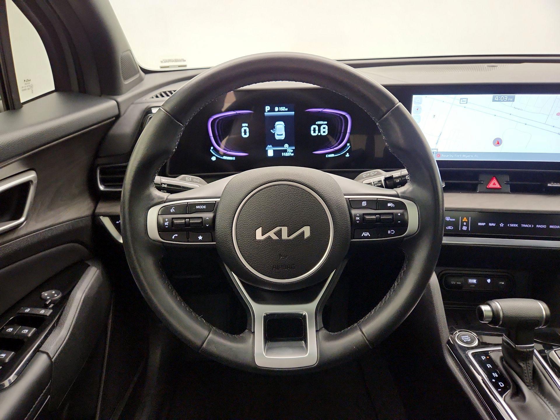 Thumbnail: 2023 Kia Sportage - 10