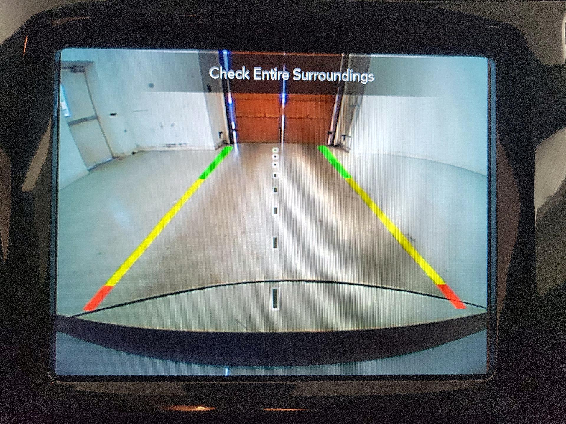 Thumbnail: 2019 Jeep Cherokee - 15