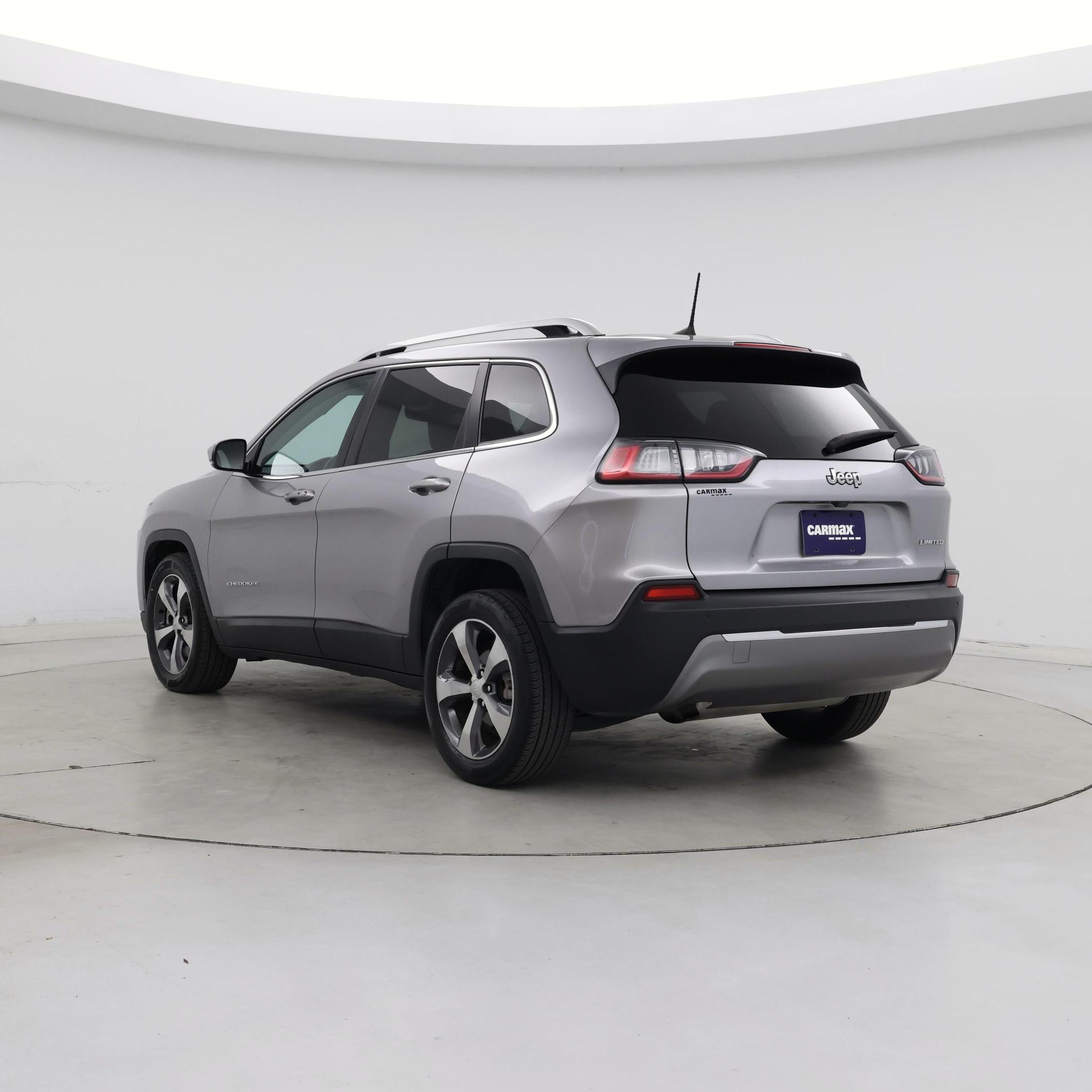 Thumbnail: 2019 Jeep Cherokee - 2