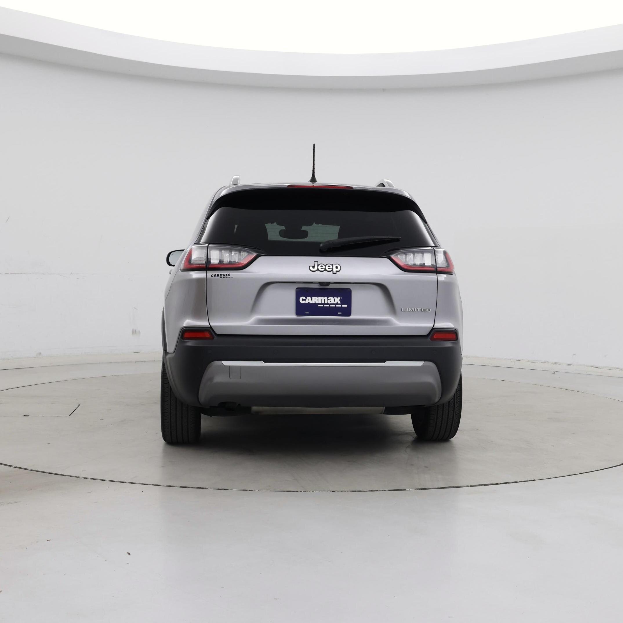 Thumbnail: 2019 Jeep Cherokee - 6