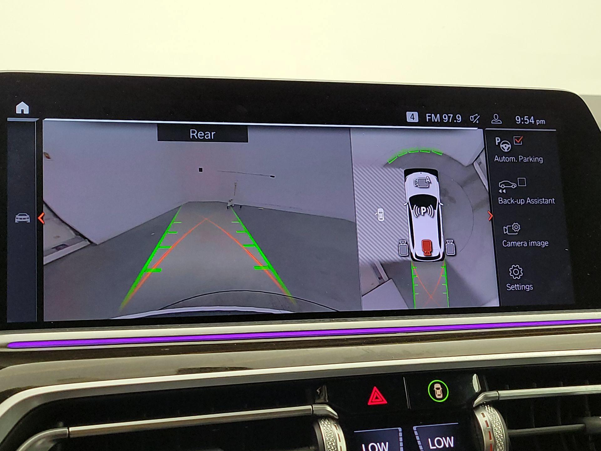 Thumbnail: 2021 BMW X5 - 14