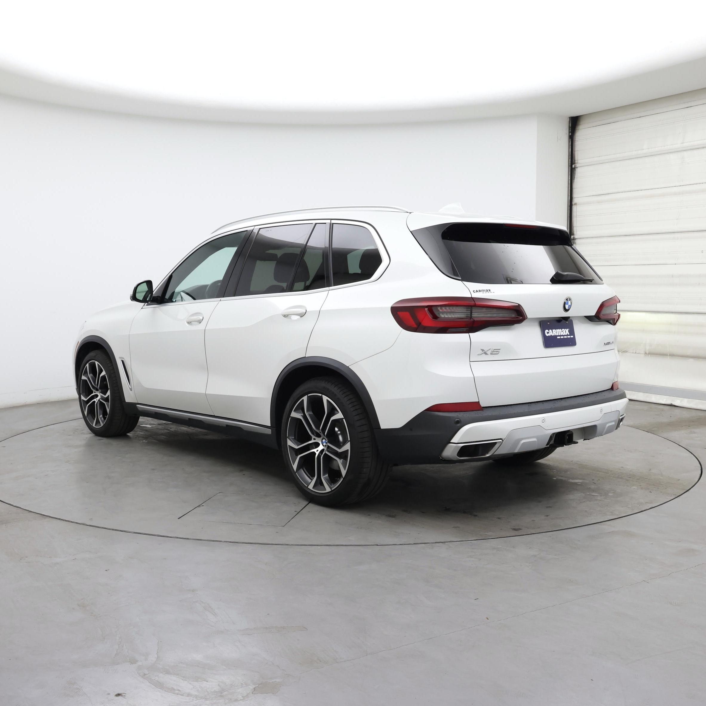 Thumbnail: 2021 BMW X5 - 2