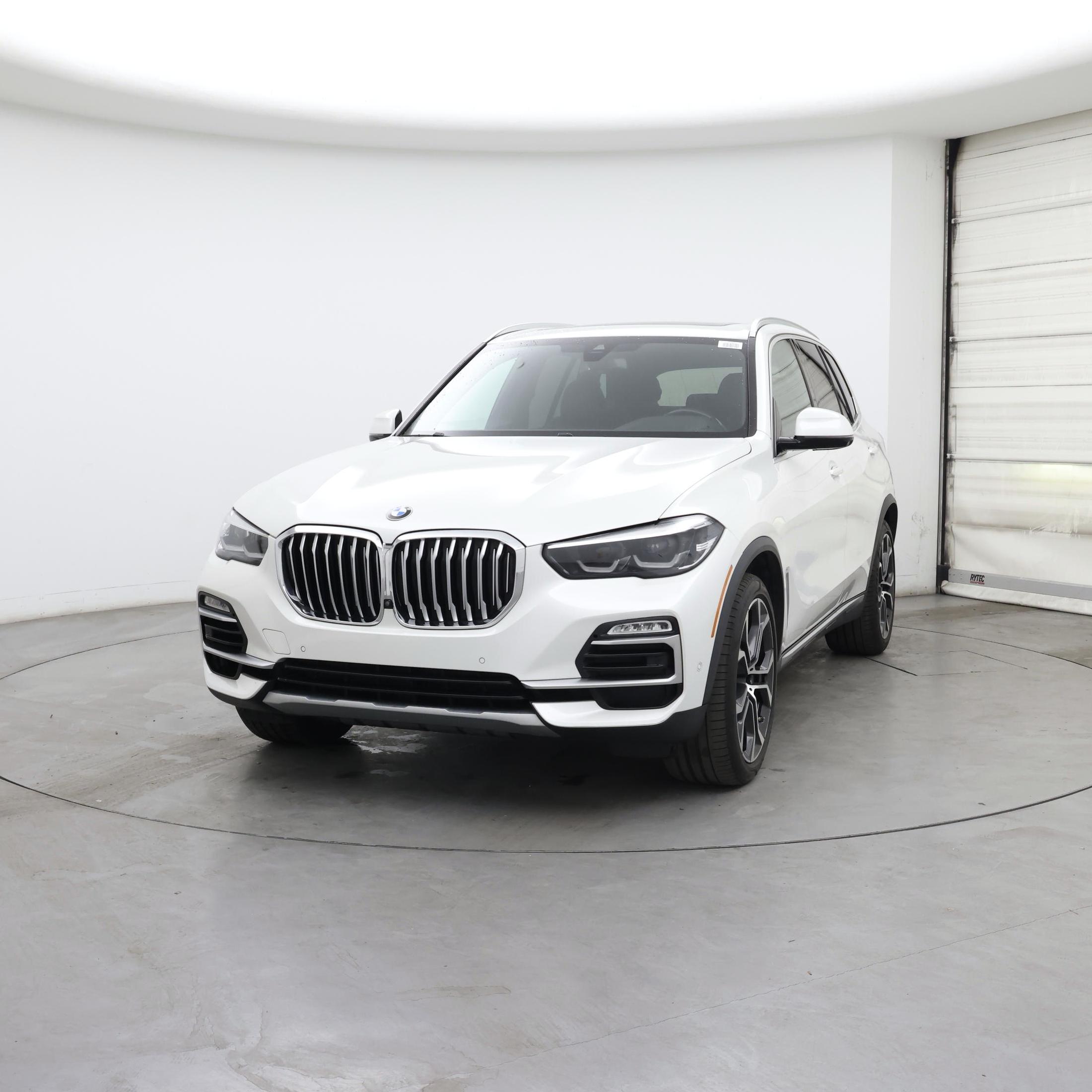 Thumbnail: 2021 BMW X5 - 4