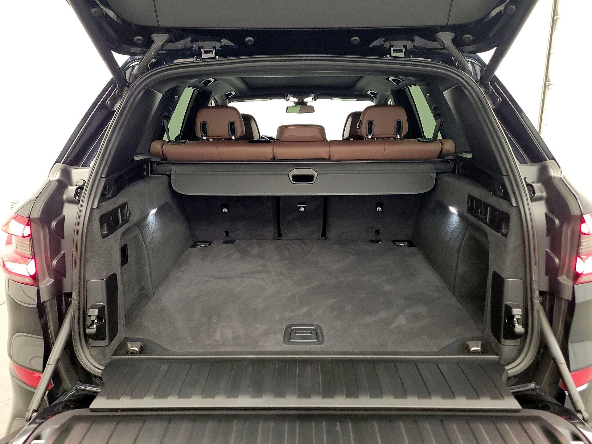 Thumbnail: 2021 BMW X5 - 20