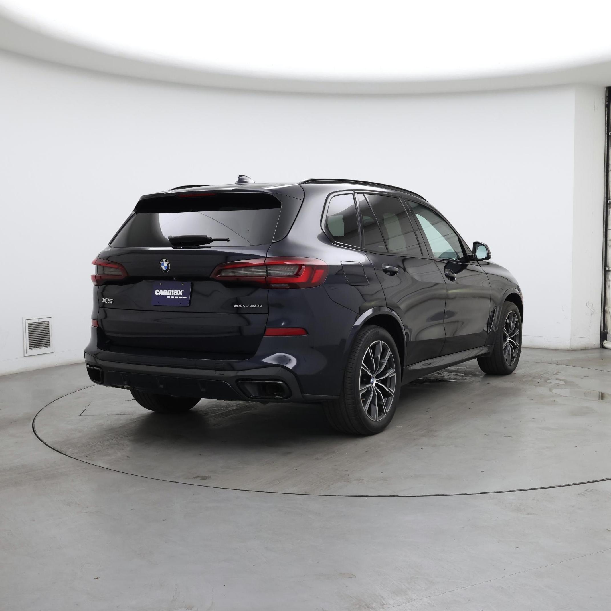 Thumbnail: 2021 BMW X5 - 8