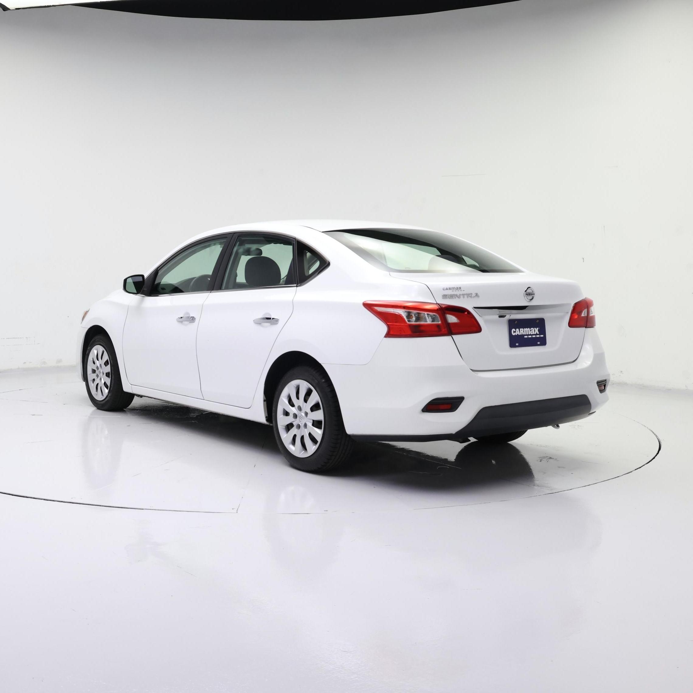 Thumbnail: 2019 Nissan Sentra - 2