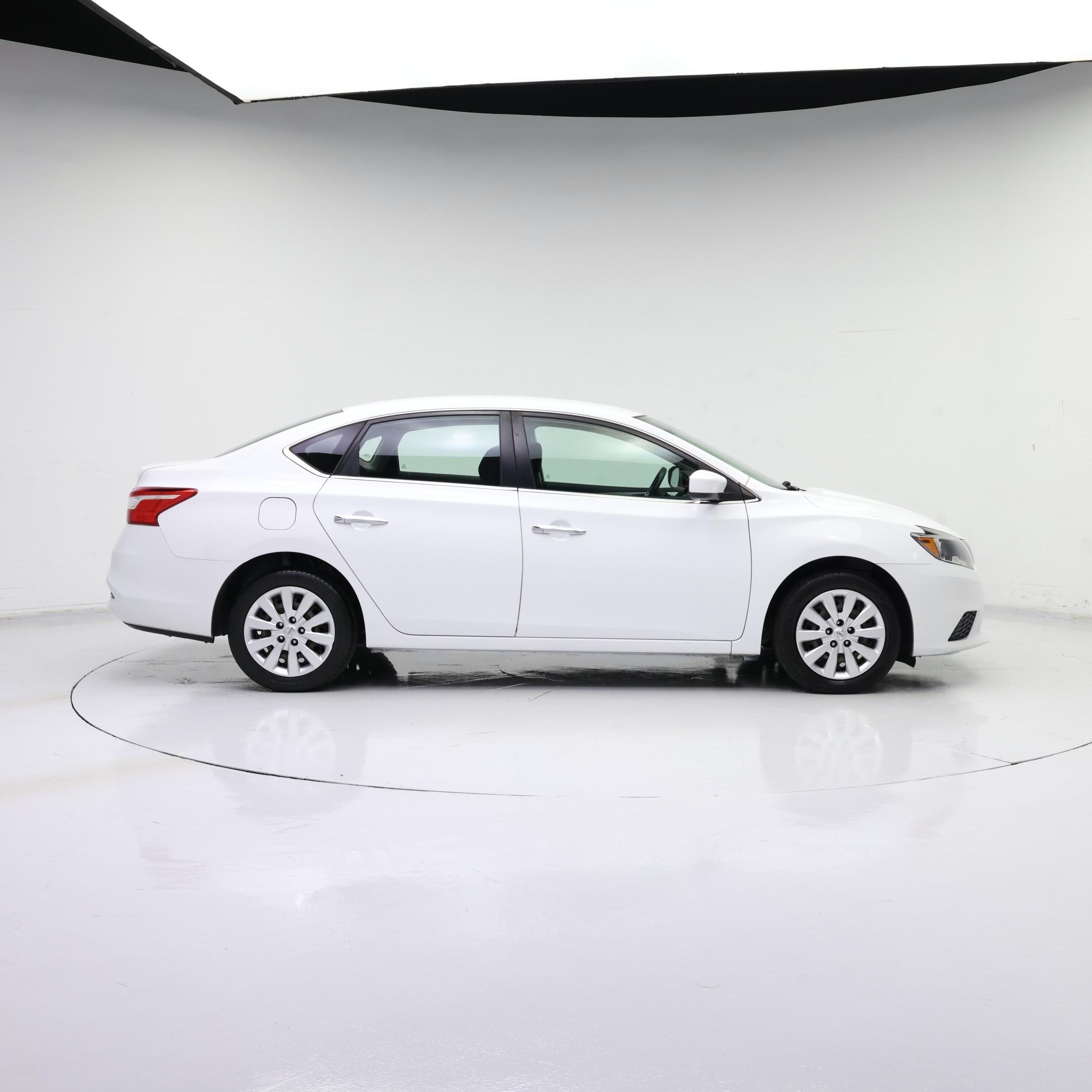 Thumbnail: 2019 Nissan Sentra - 7