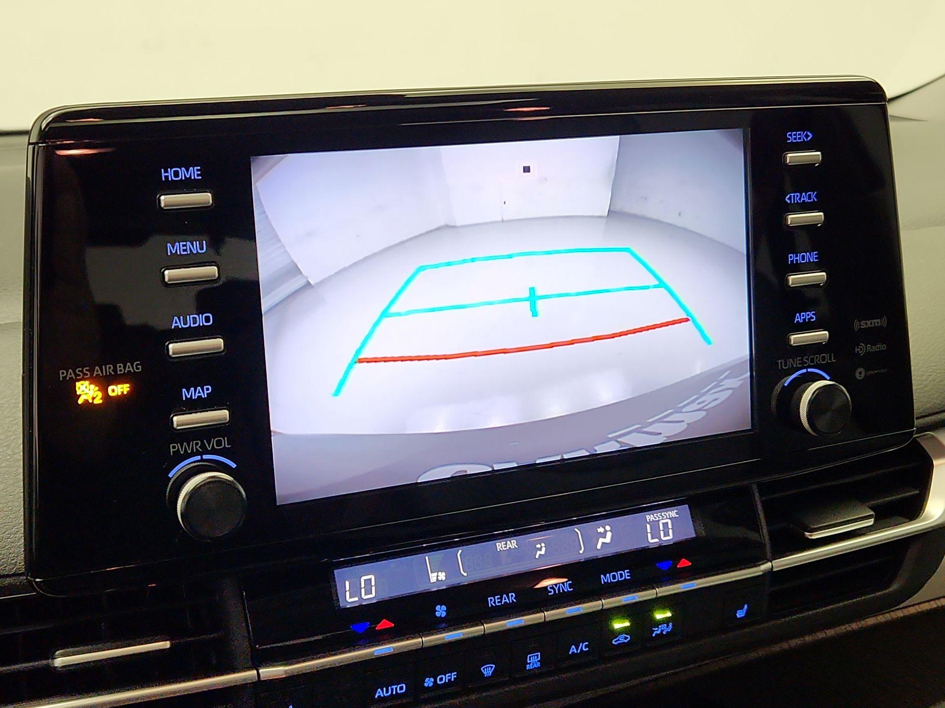 Thumbnail: 2022 Toyota Sienna - 14