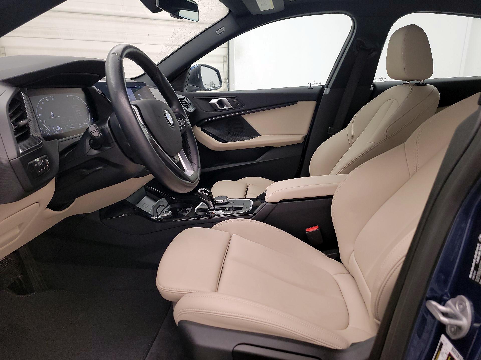 Thumbnail: 2024 BMW 2 Series - 11