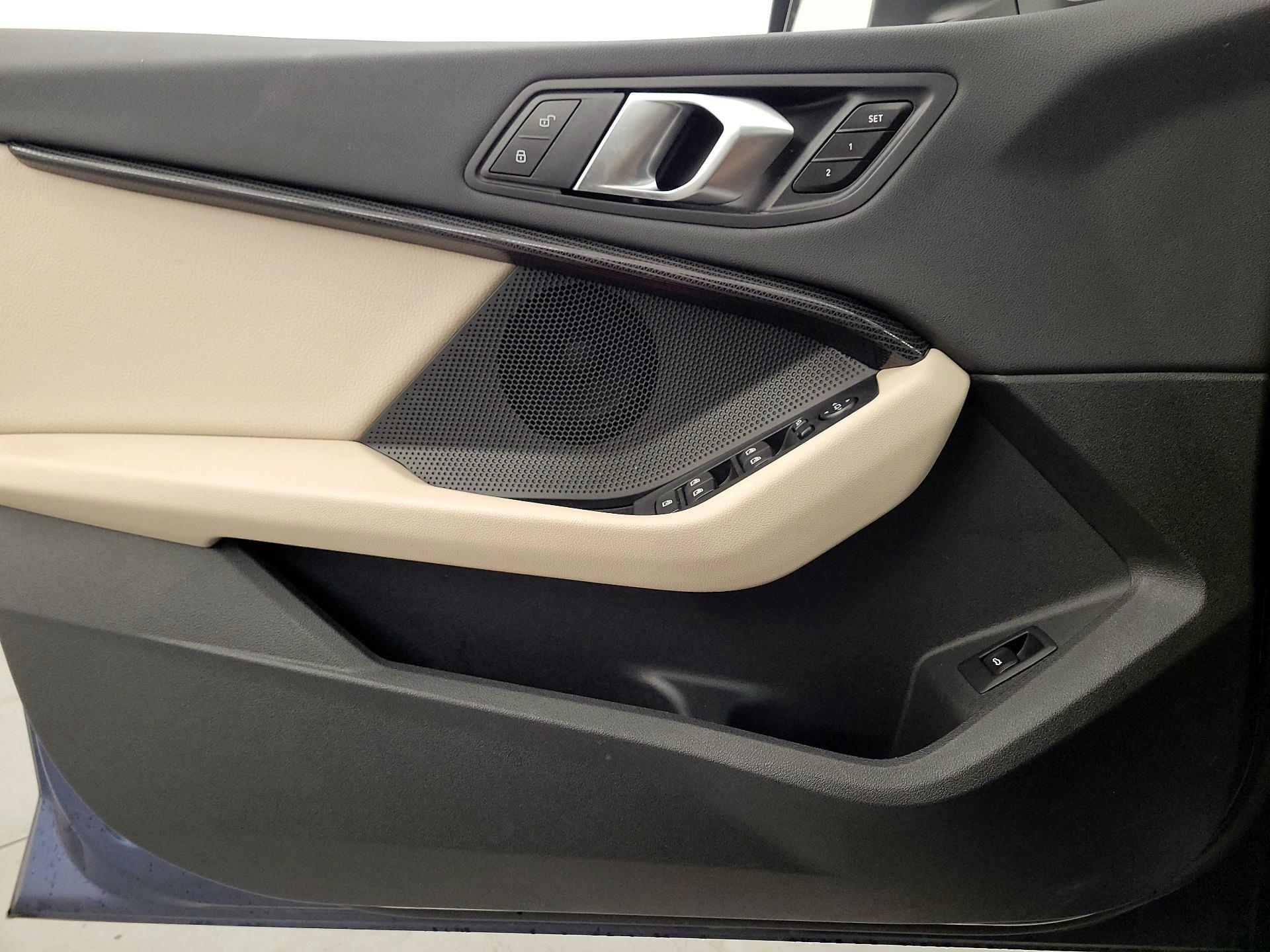 Thumbnail: 2024 BMW 2 Series - 12