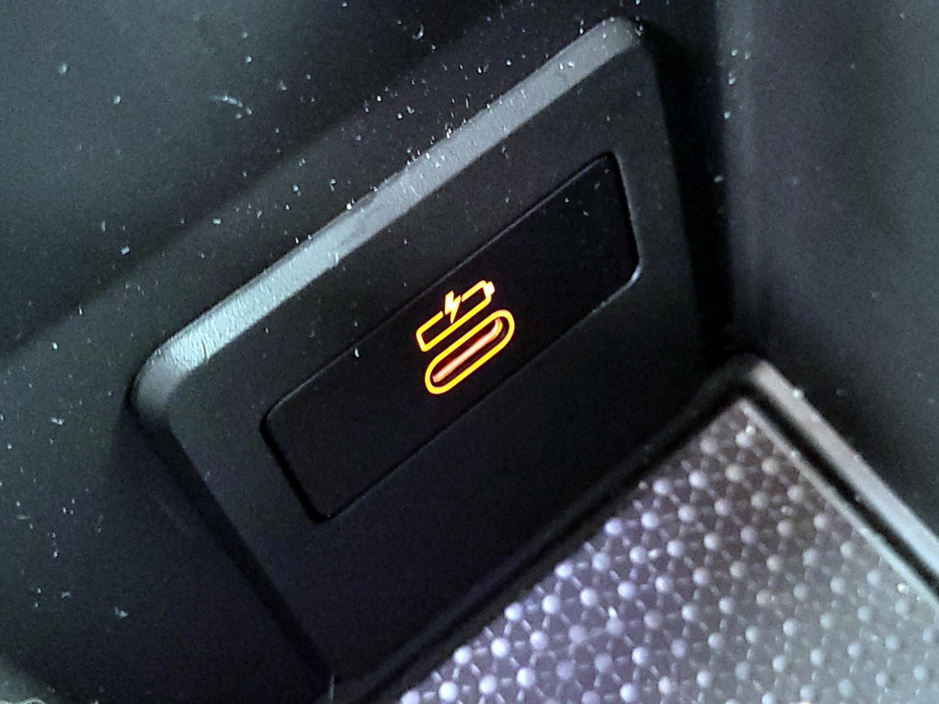 Thumbnail: 2024 BMW 2 Series - 18