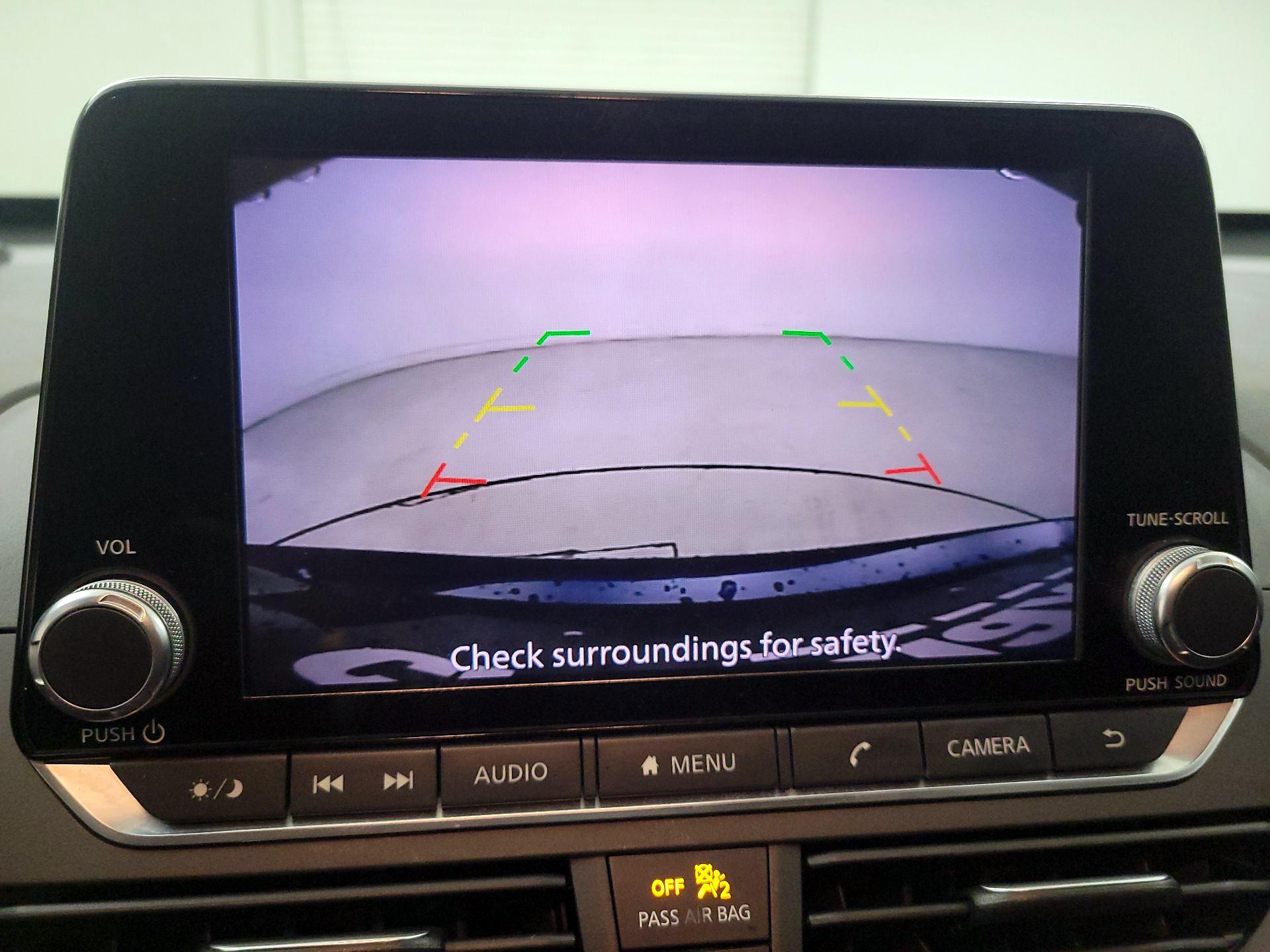 Thumbnail: 2020 Nissan Altima - 14