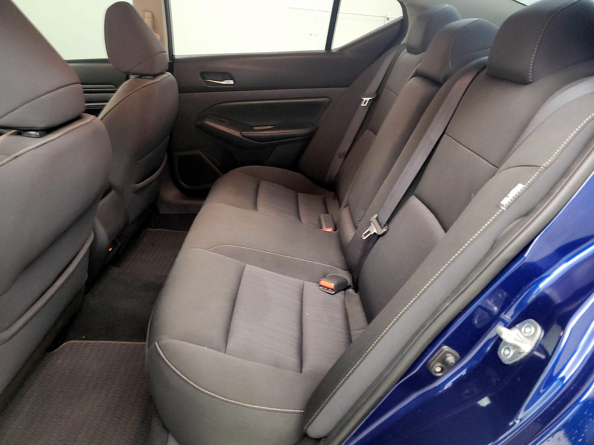 Thumbnail: 2020 Nissan Altima - 19