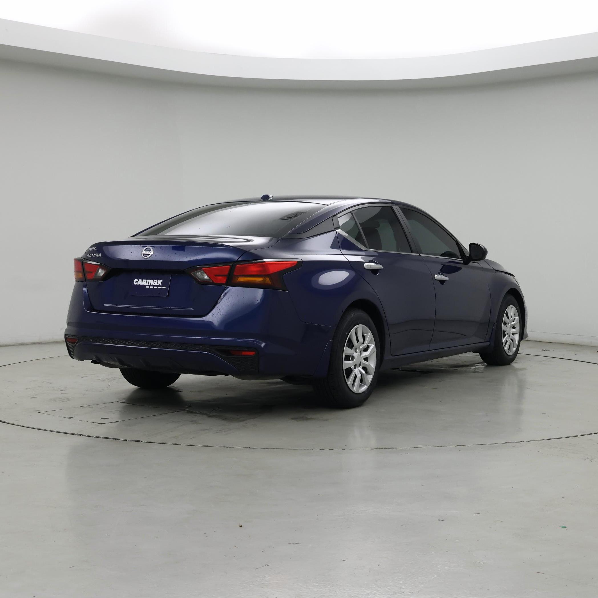 Thumbnail: 2020 Nissan Altima - 8