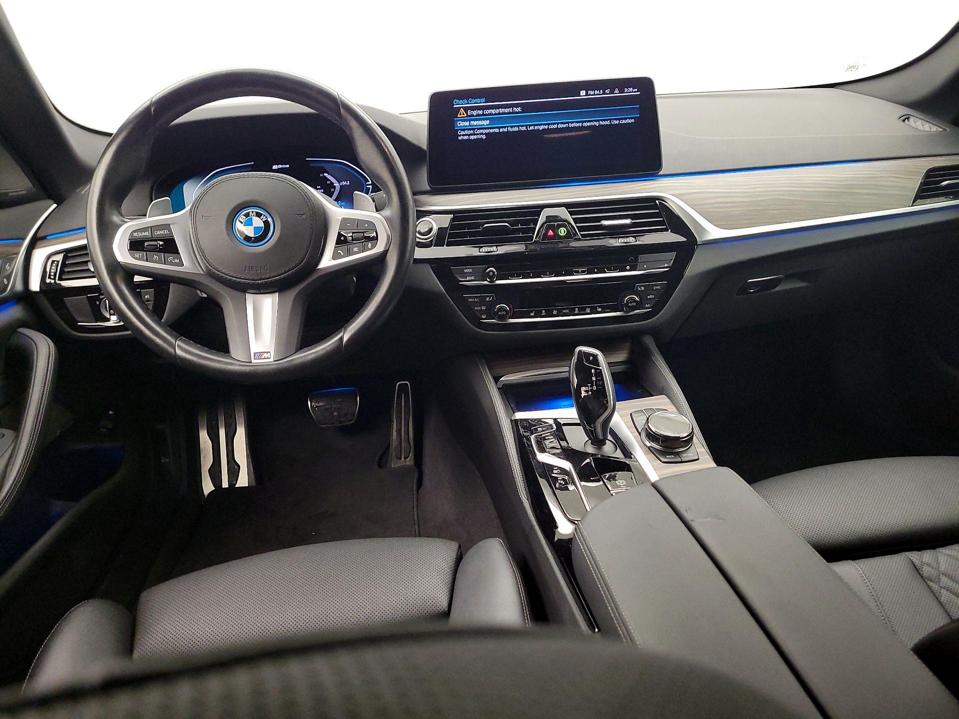 Thumbnail: 2022 BMW 5 Series - 9