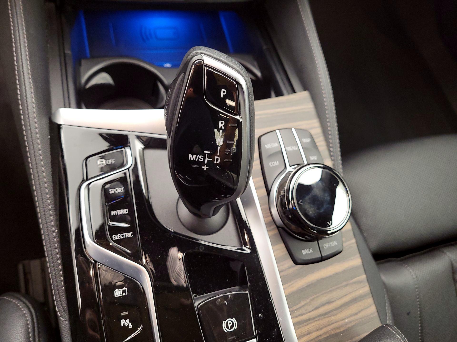 Thumbnail: 2022 BMW 5 Series - 15