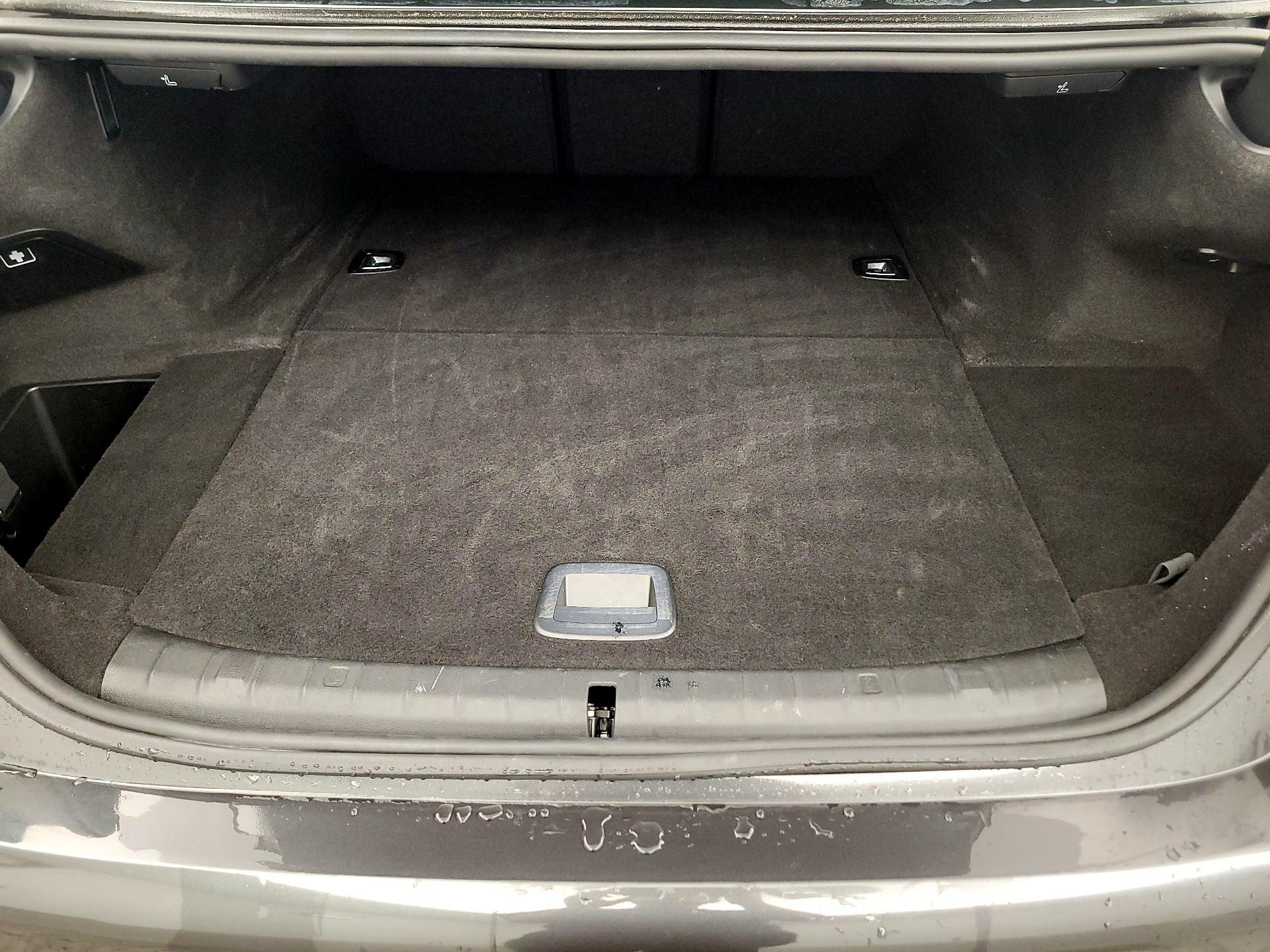 Thumbnail: 2022 BMW 5 Series - 16