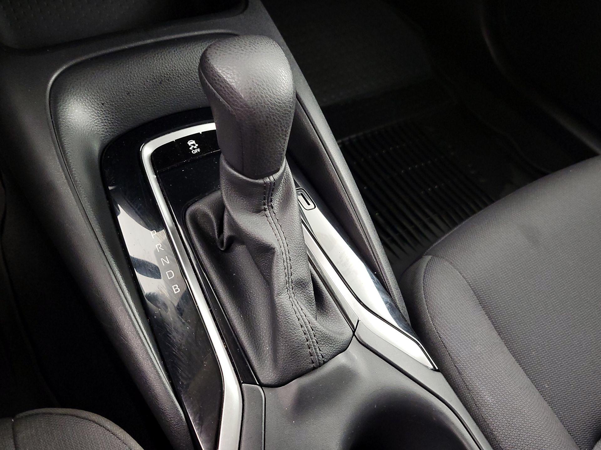 Thumbnail: 2023 Toyota Corolla - 17