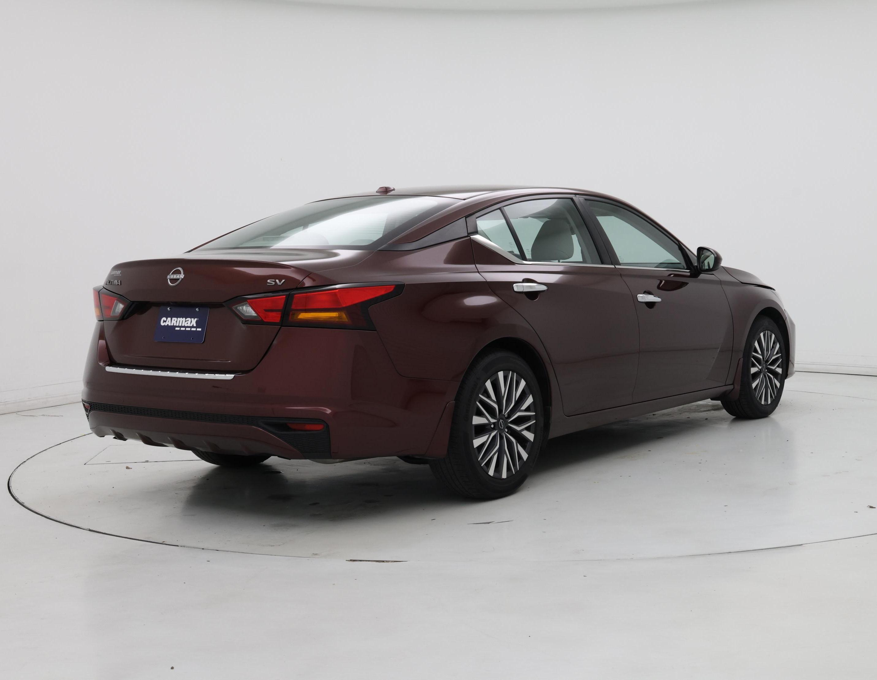 Thumbnail: 2023 Nissan Altima - 8