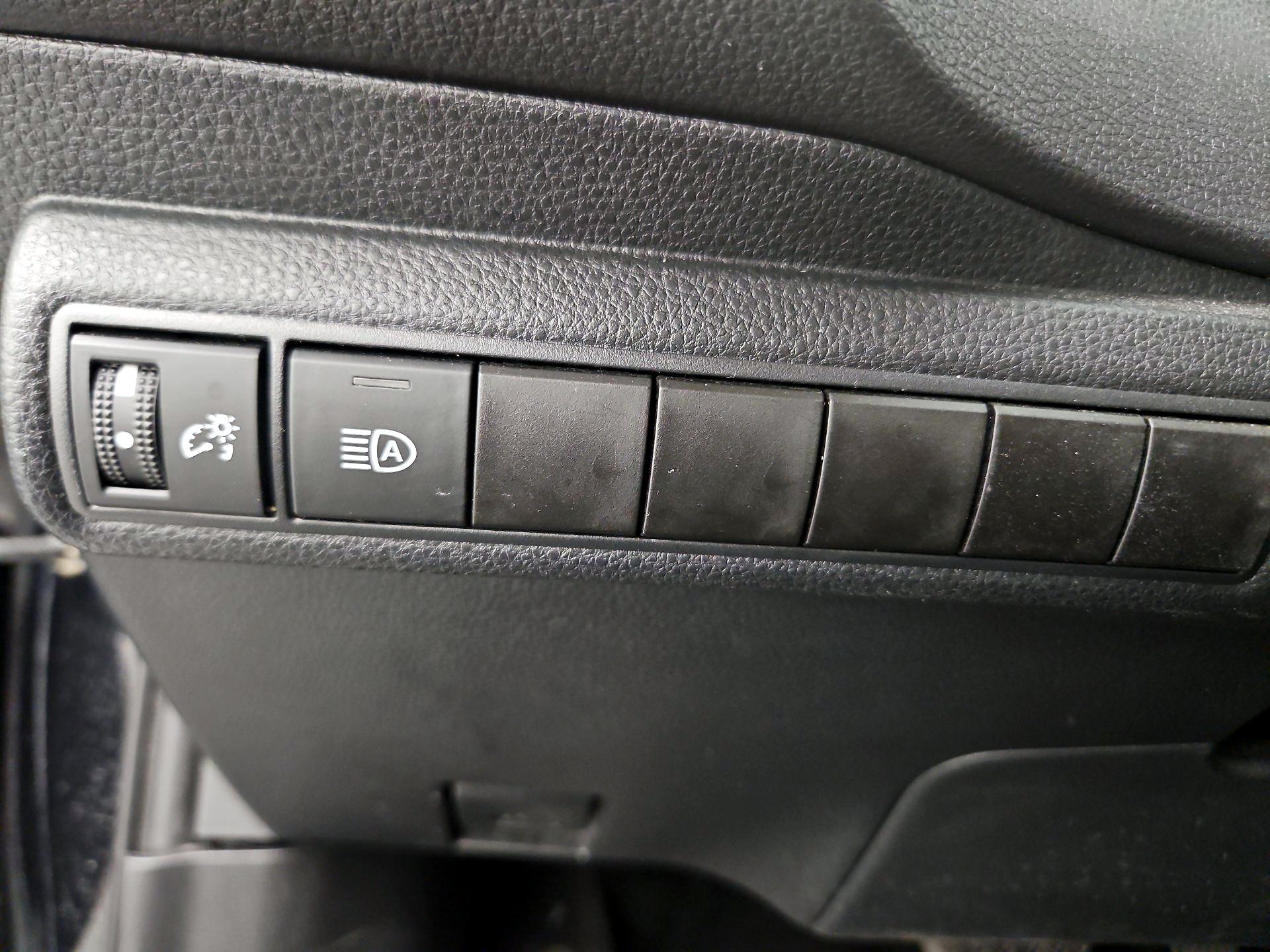 Thumbnail: 2024 Toyota Corolla - 13