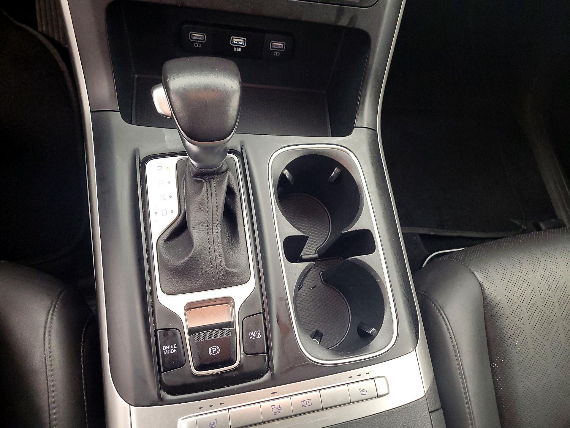 Thumbnail: 2024 Kia Carnival - 17