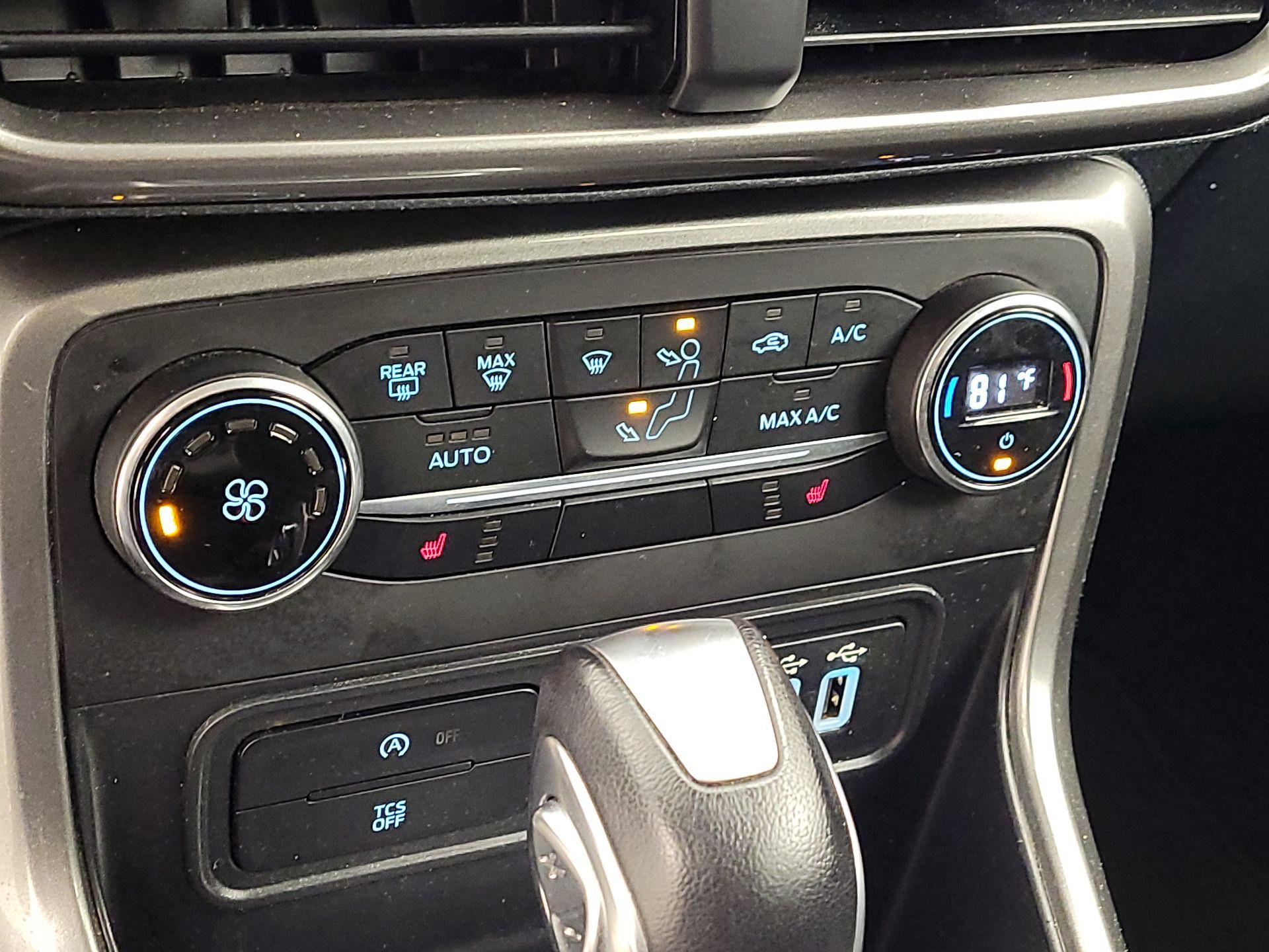 Thumbnail: 2020 Ford EcoSport - 16