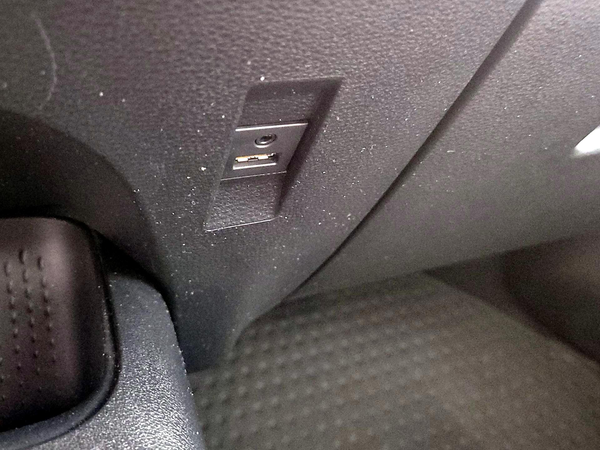 Thumbnail: 2020 Toyota Corolla - 18