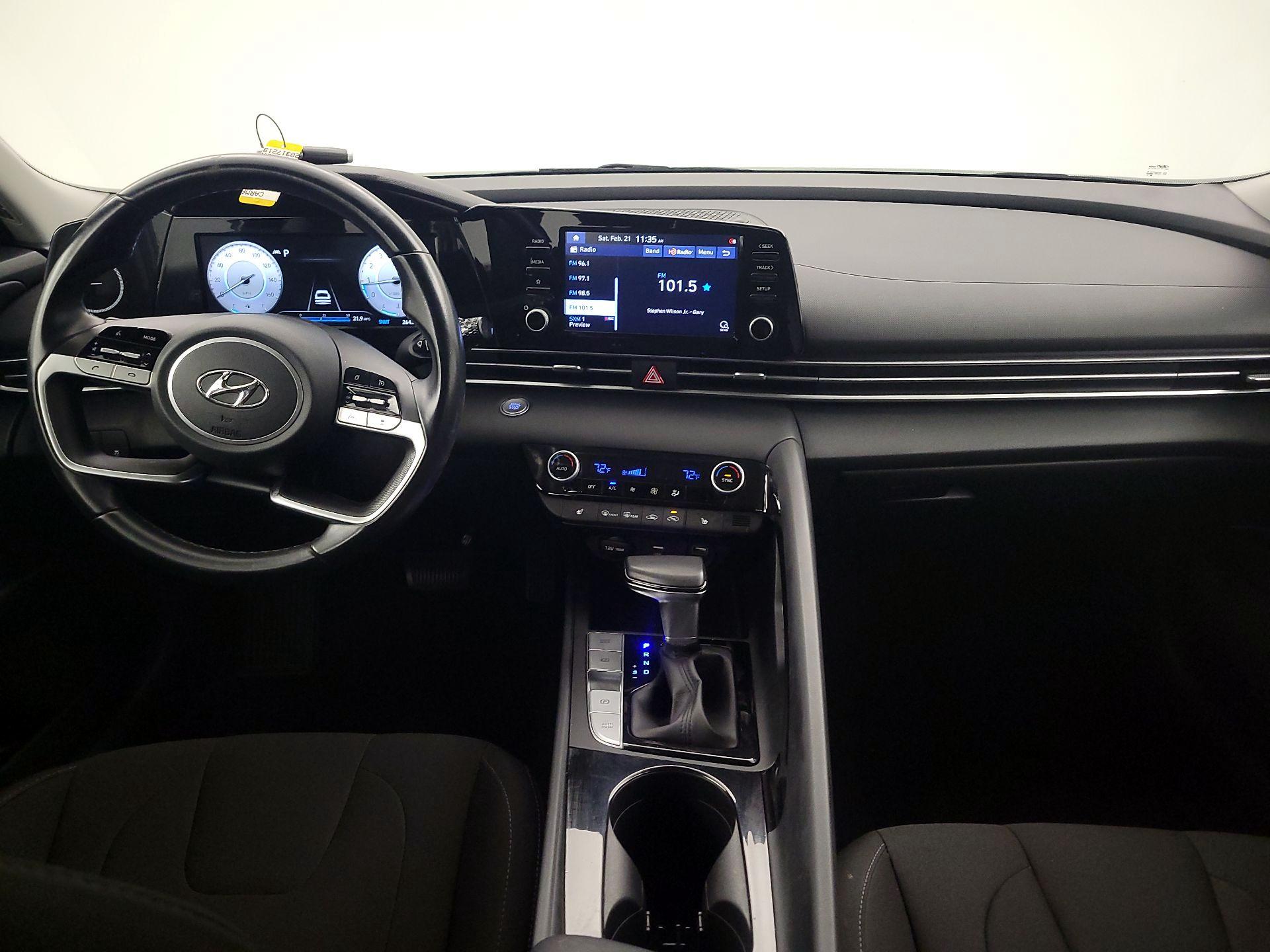 Thumbnail: 2021 Hyundai Elantra - 9