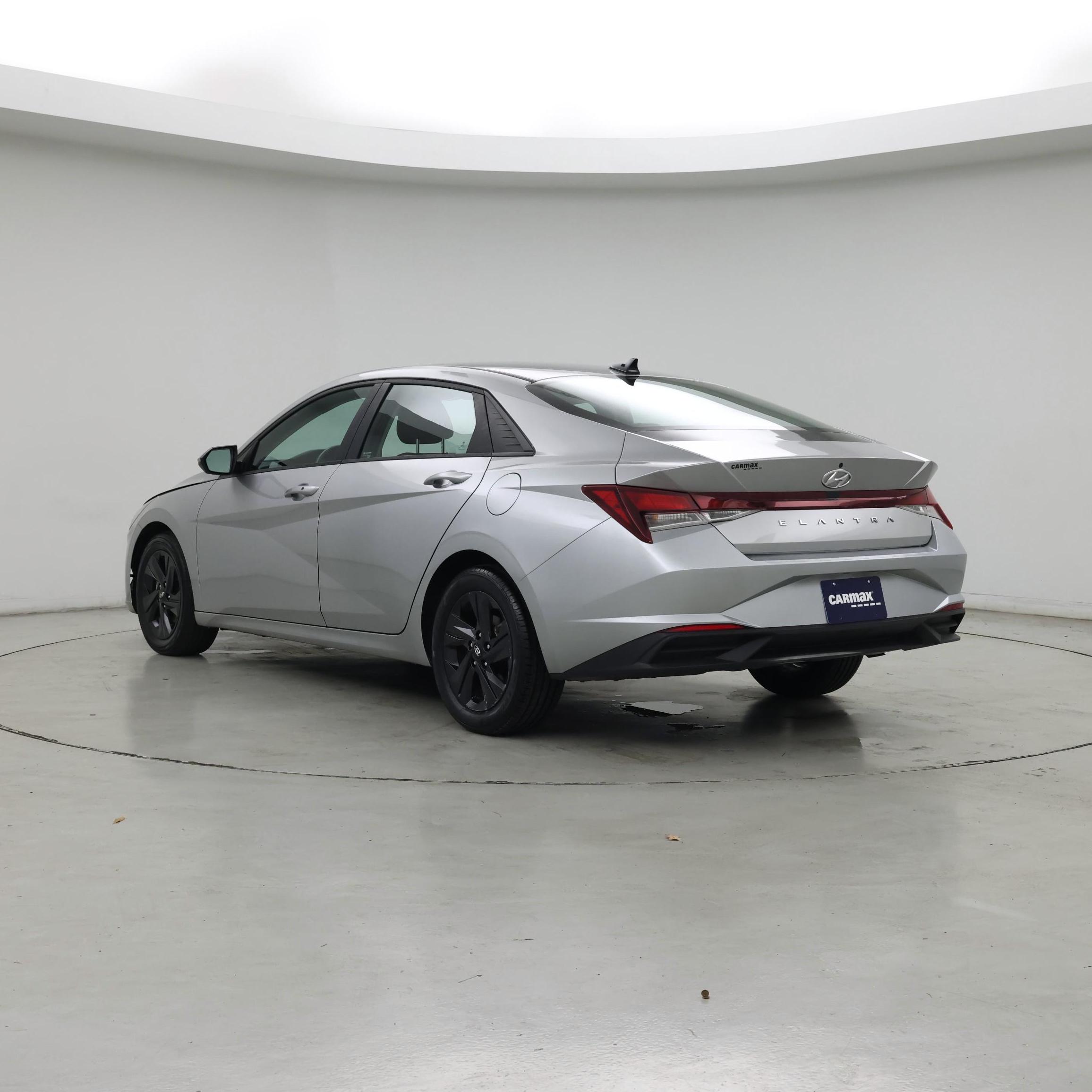 Thumbnail: 2021 Hyundai Elantra - 2