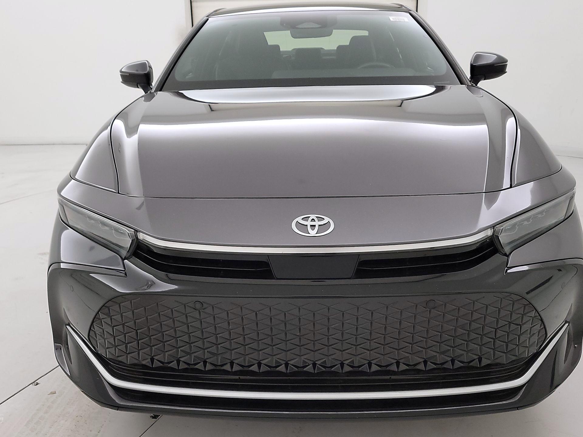 Thumbnail: 2023 Toyota Crown - 2