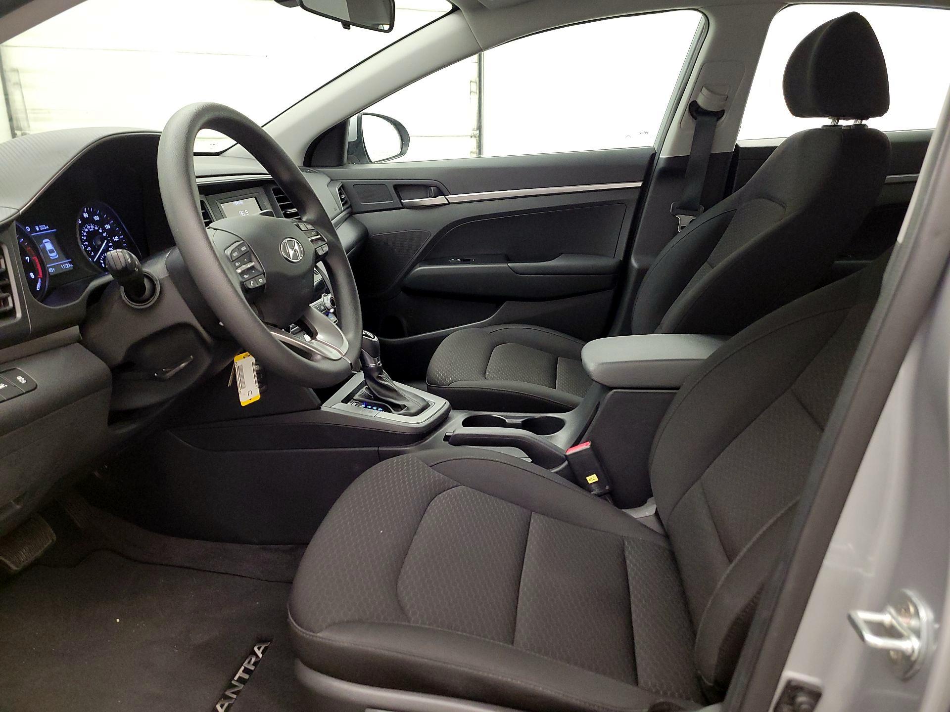 Thumbnail: 2020 Hyundai Elantra - 11