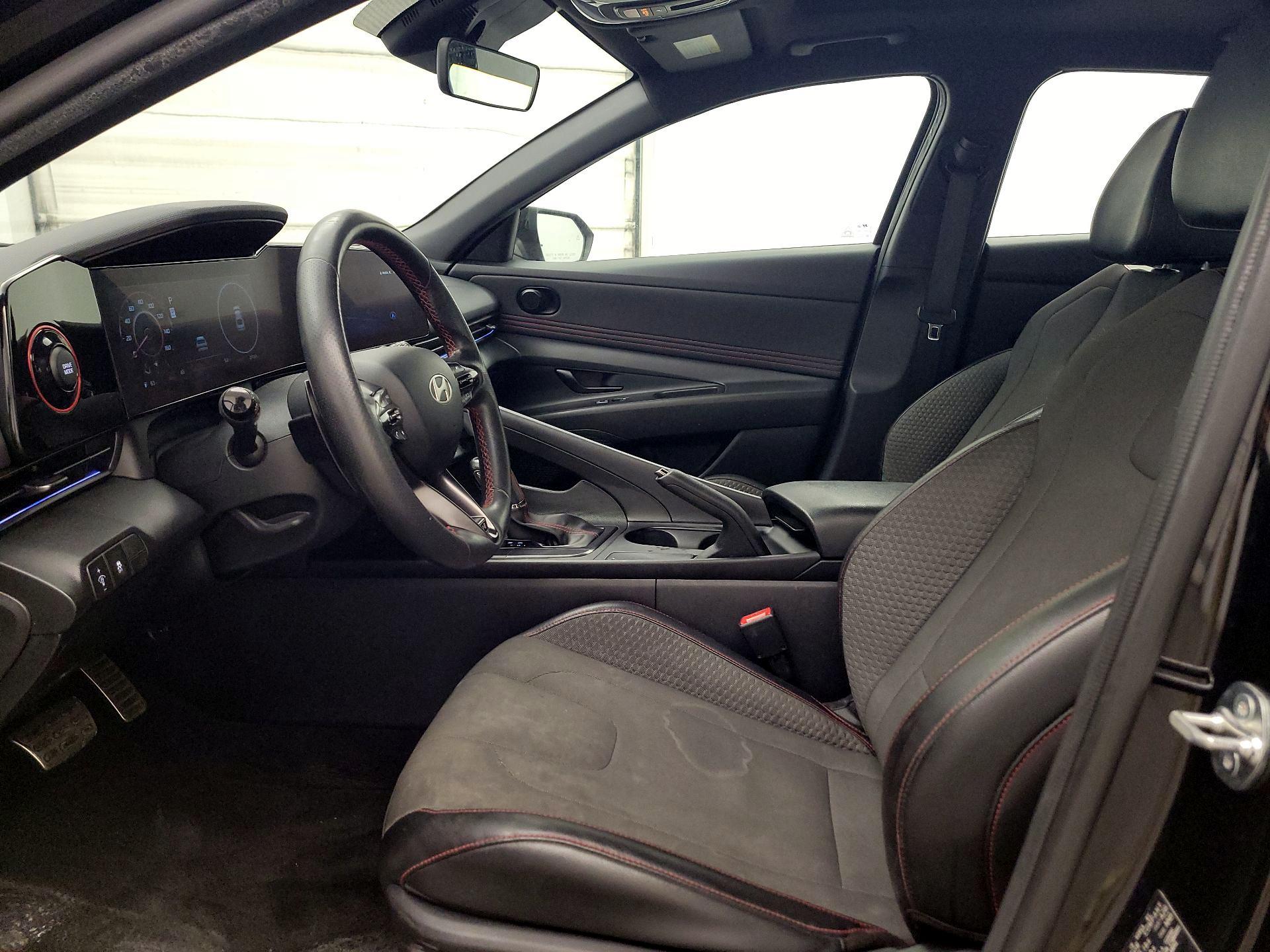 Thumbnail: 2024 Hyundai Elantra - 11