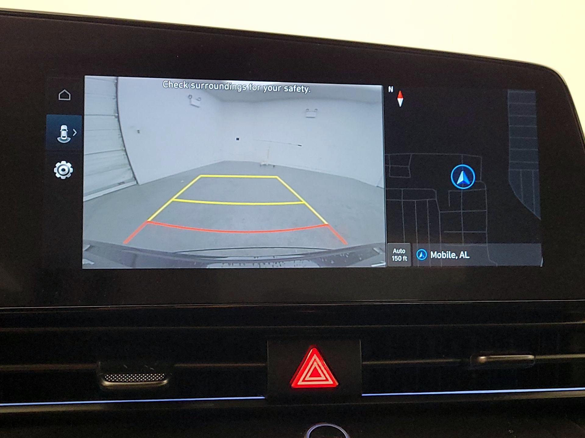 Thumbnail: 2024 Hyundai Elantra - 14