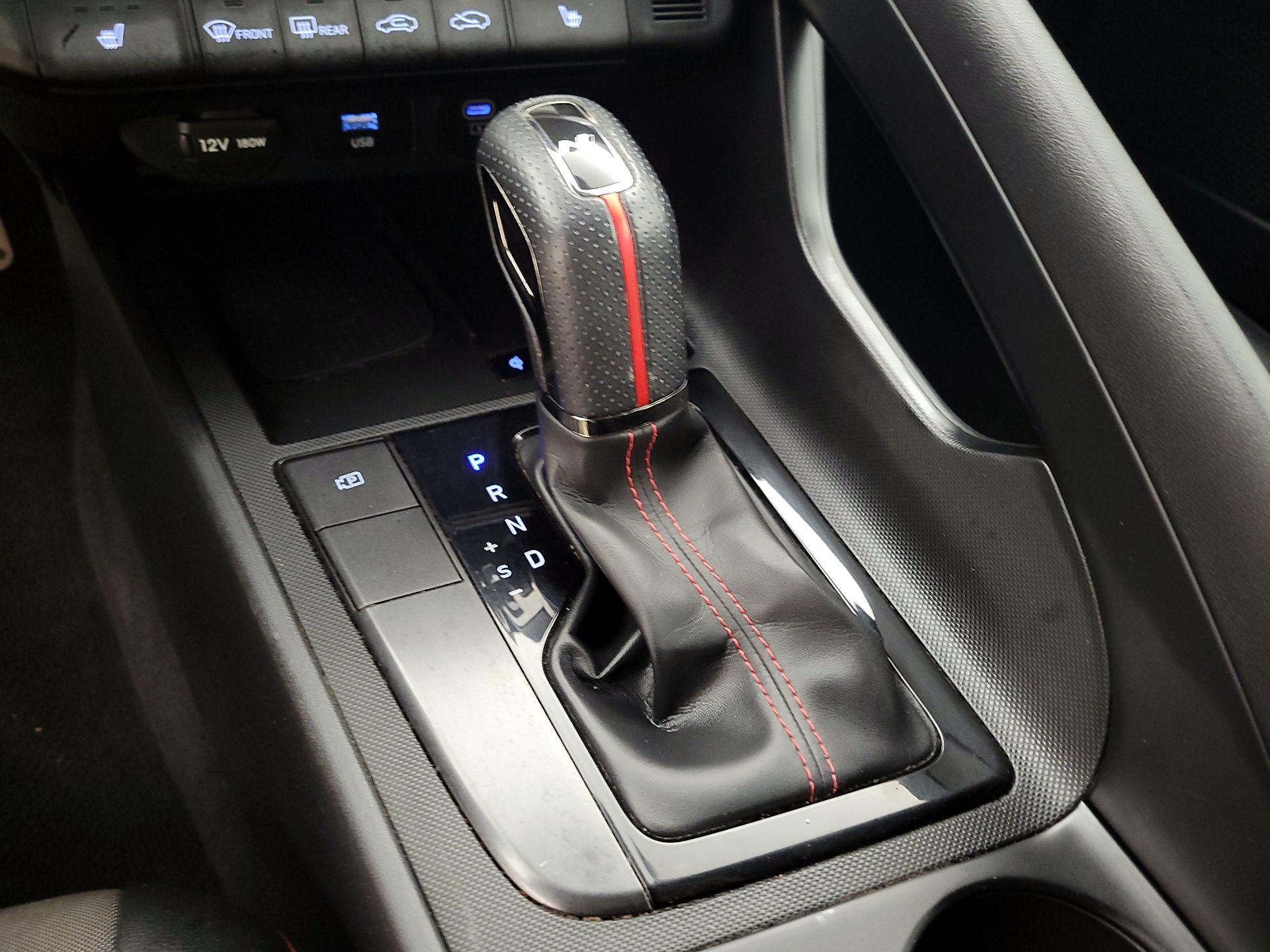 Thumbnail: 2024 Hyundai Elantra - 17