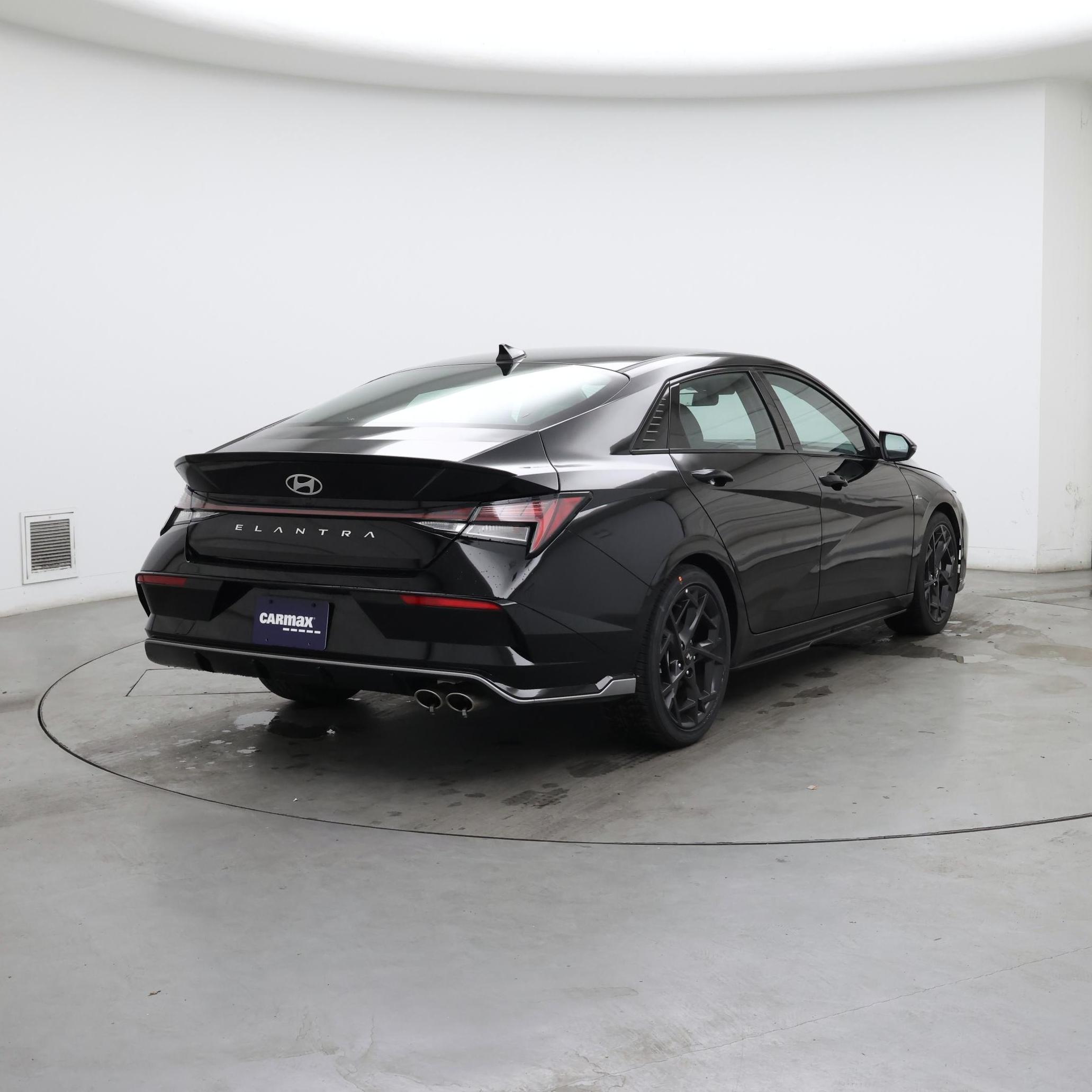 Thumbnail: 2024 Hyundai Elantra - 8