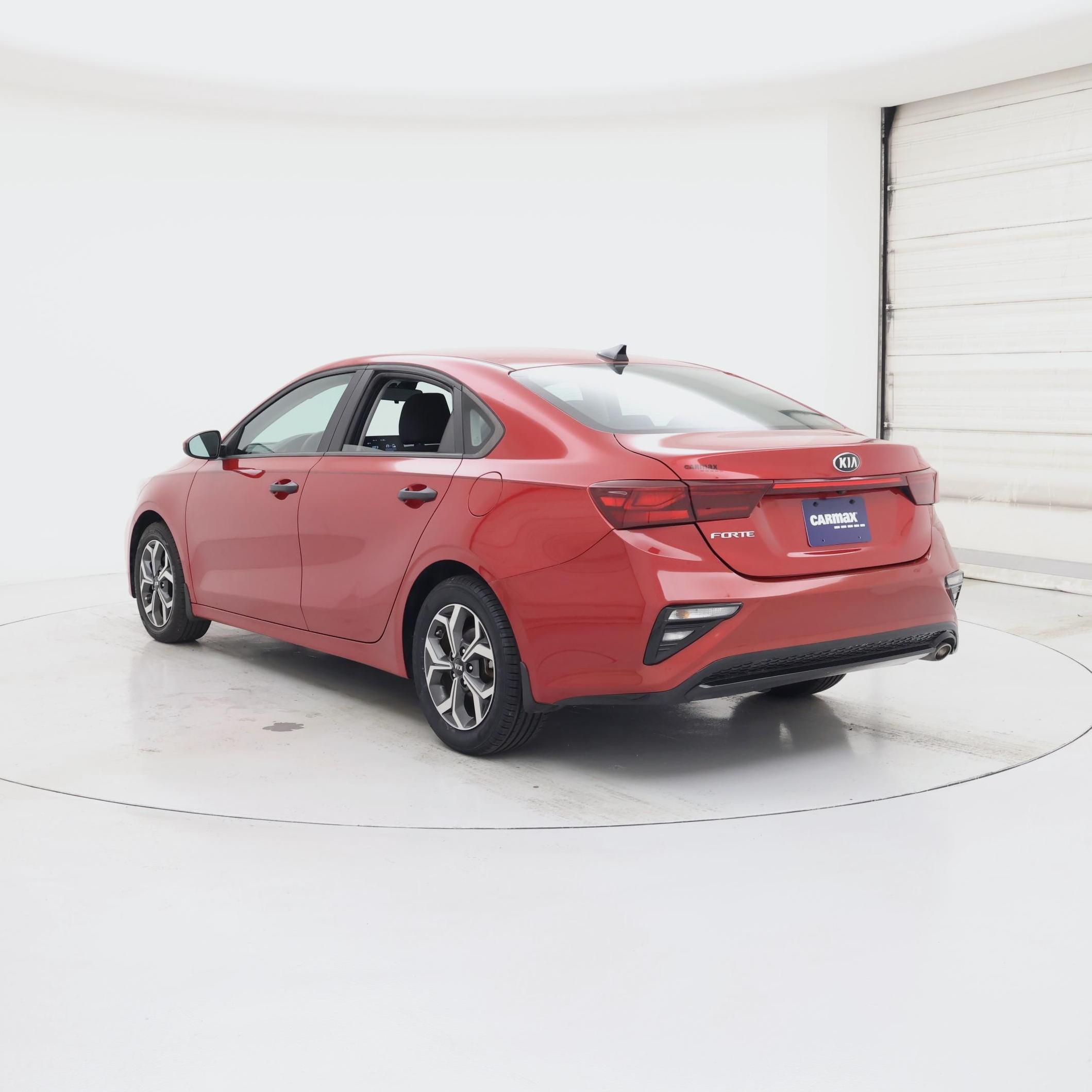 Thumbnail: 2021 Kia Forte - 2