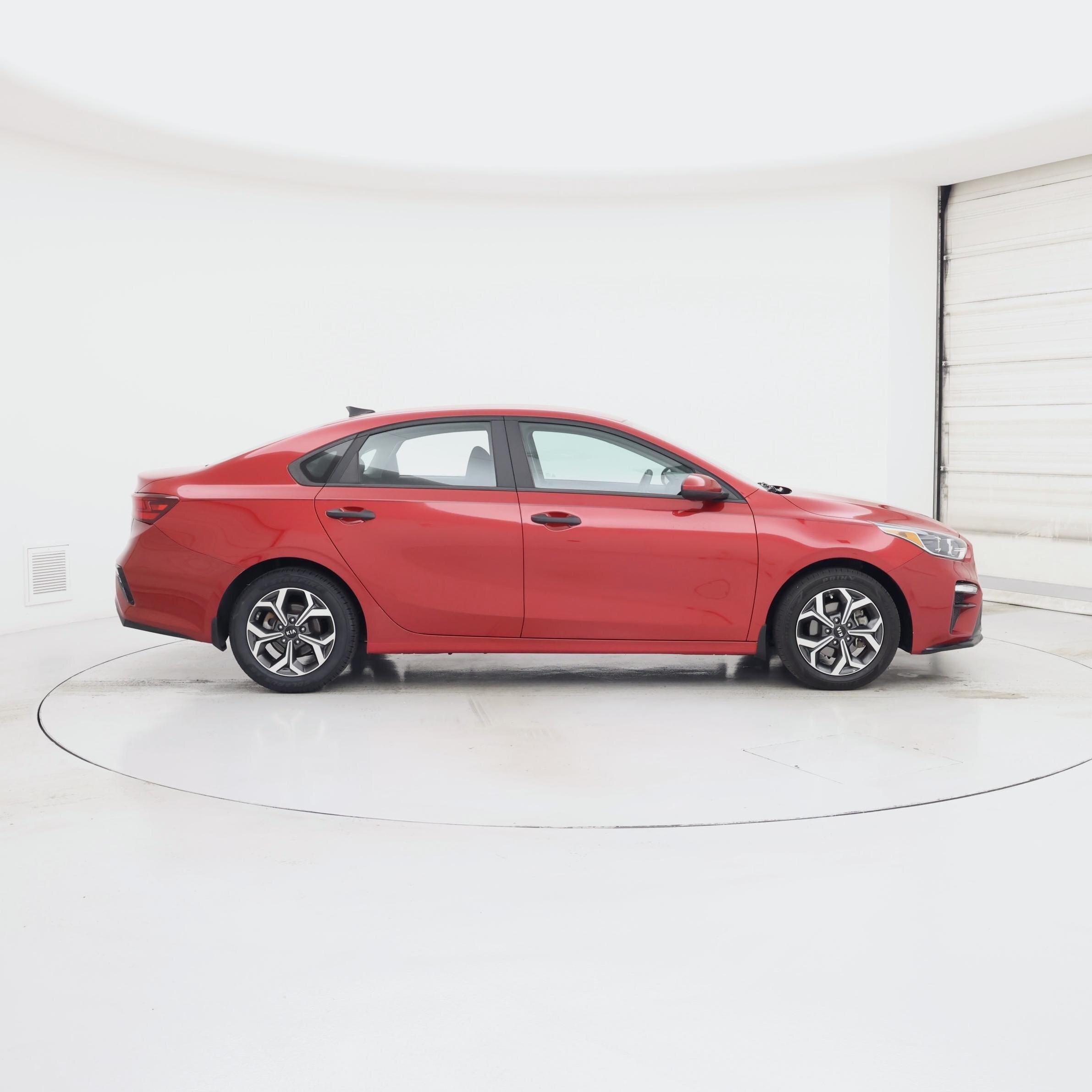 Thumbnail: 2021 Kia Forte - 7