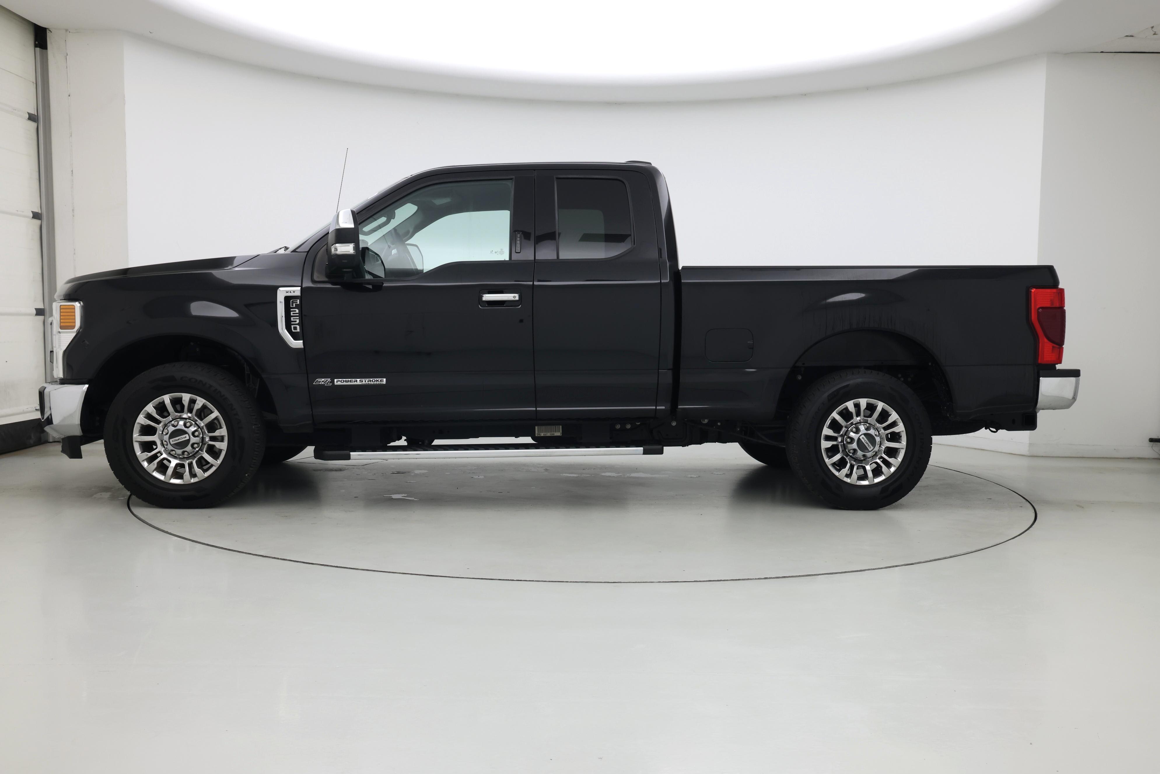 Thumbnail: 2020 Ford F-250 - 3