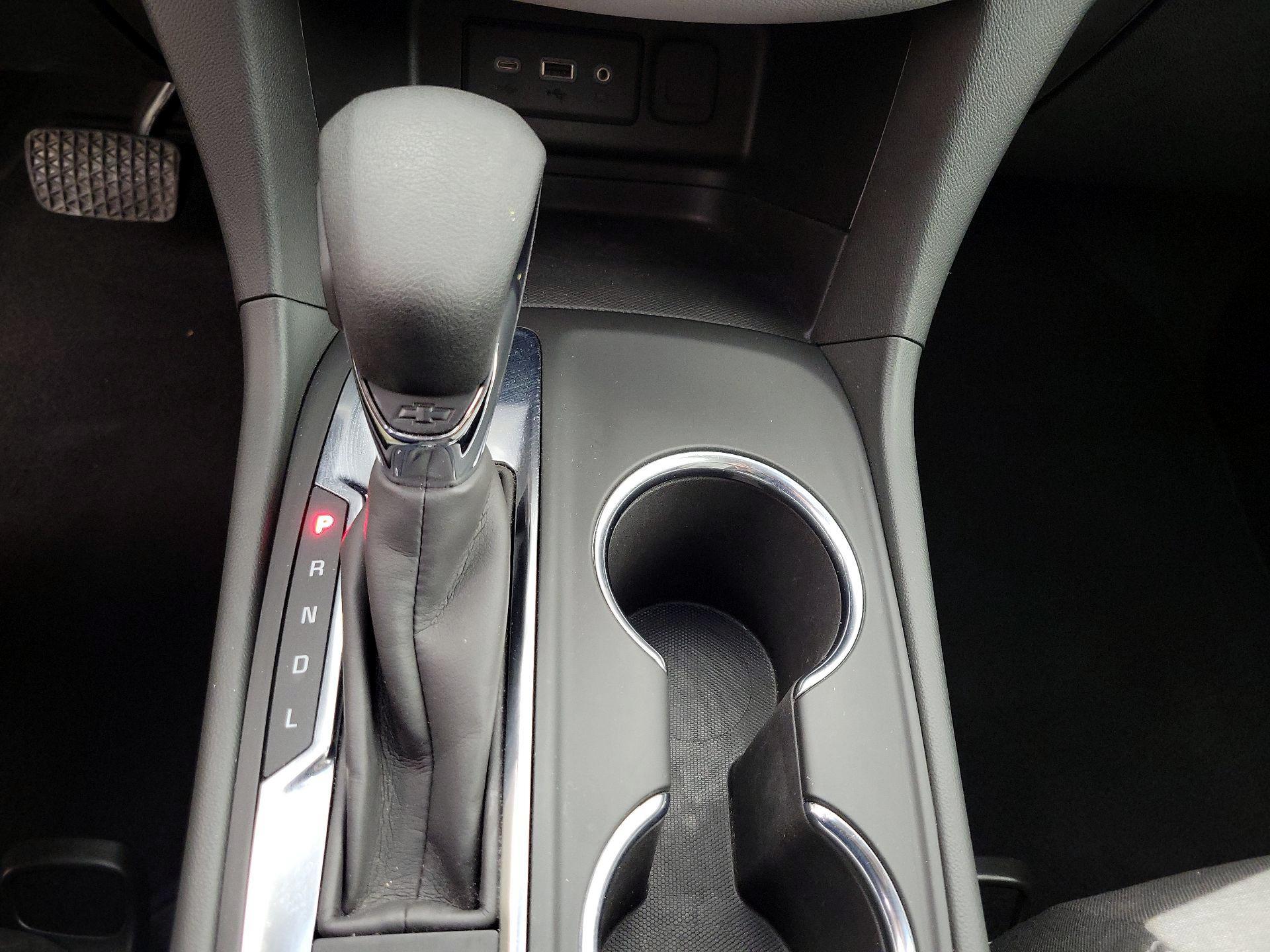 Thumbnail: 2022 Chevrolet Equinox - 17