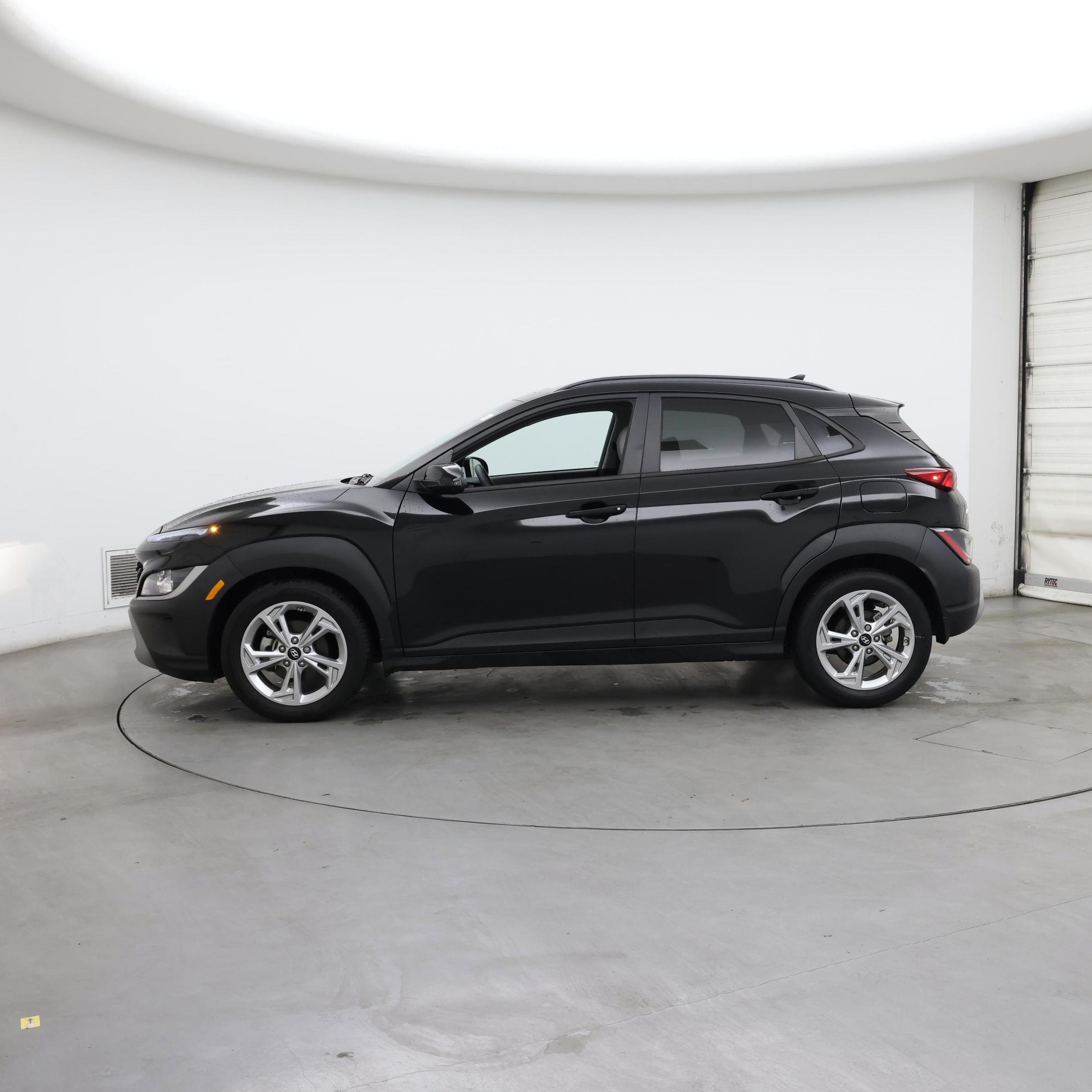 Thumbnail: 2022 Hyundai Kona - 3