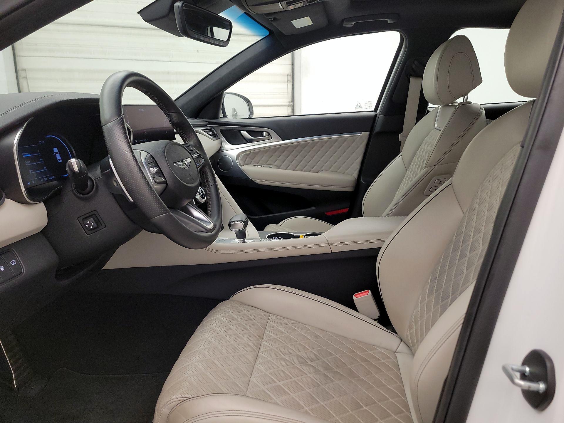 Thumbnail: 2023 Genesis G70 - 11