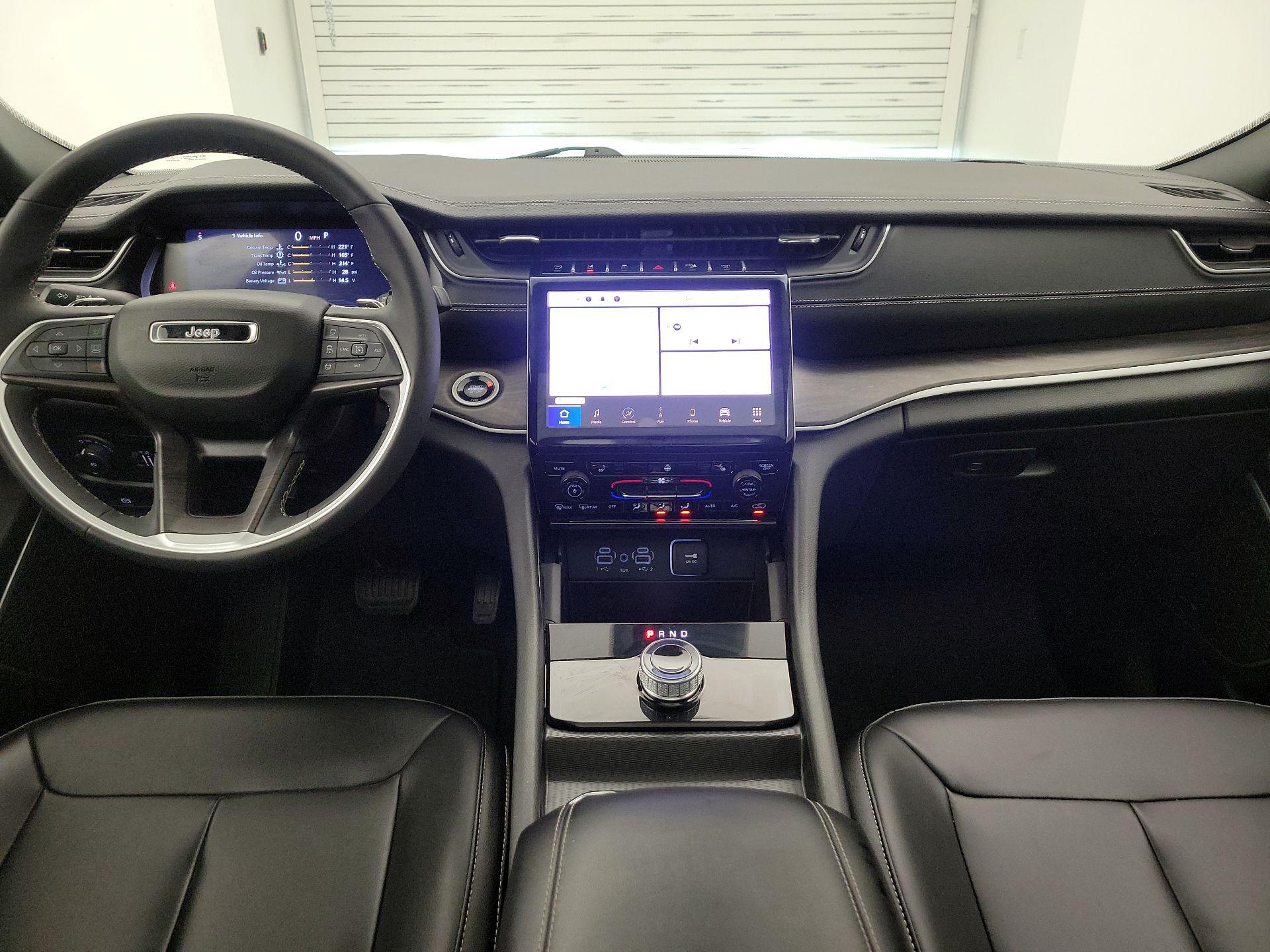 Thumbnail: 2024 Jeep Grand Cherokee - 9