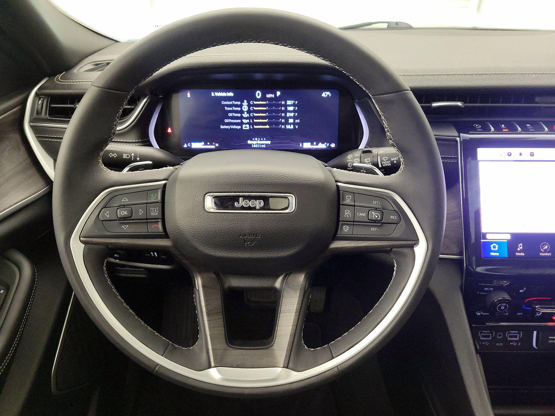 Thumbnail: 2024 Jeep Grand Cherokee - 10