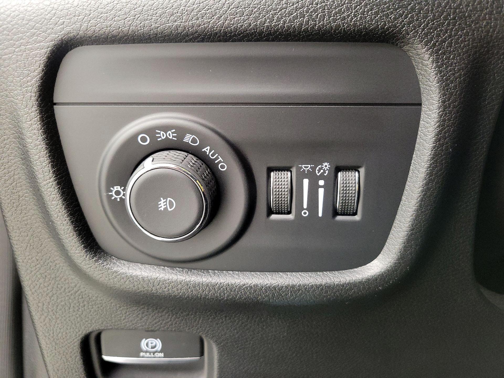 Thumbnail: 2024 Jeep Grand Cherokee - 13