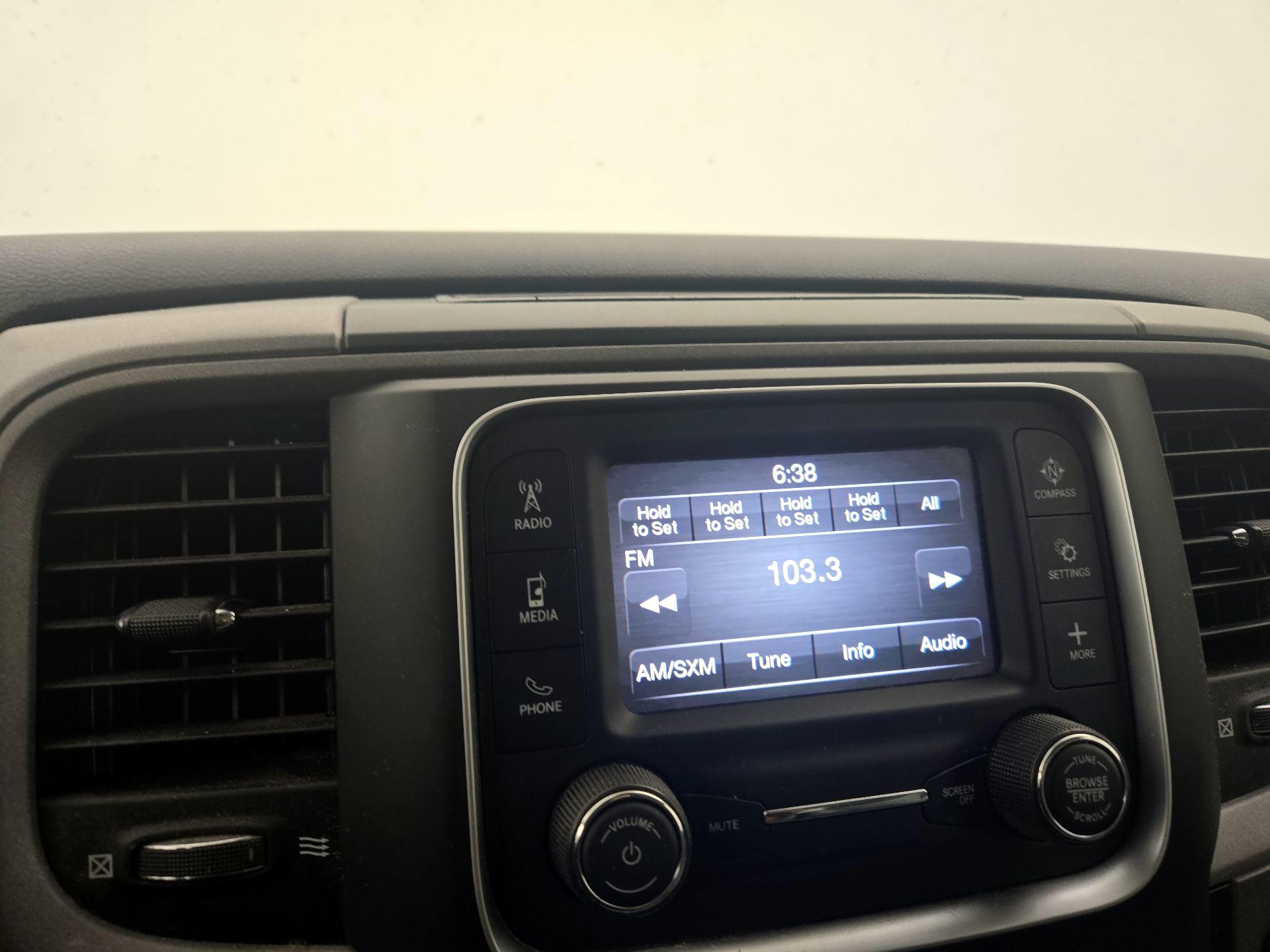 Thumbnail: 2022 RAM 1500 Classic - 15