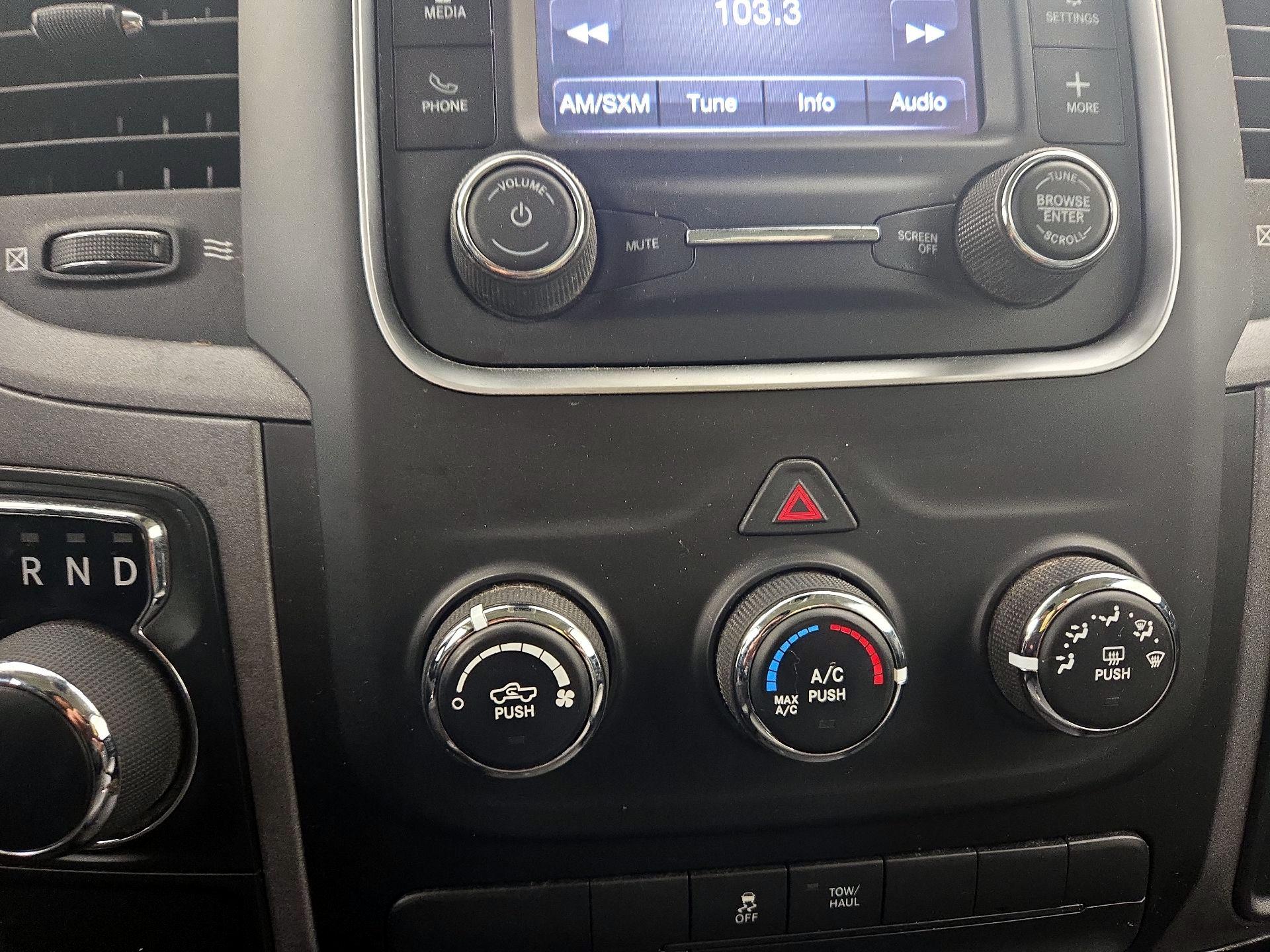 Thumbnail: 2022 RAM 1500 Classic - 16