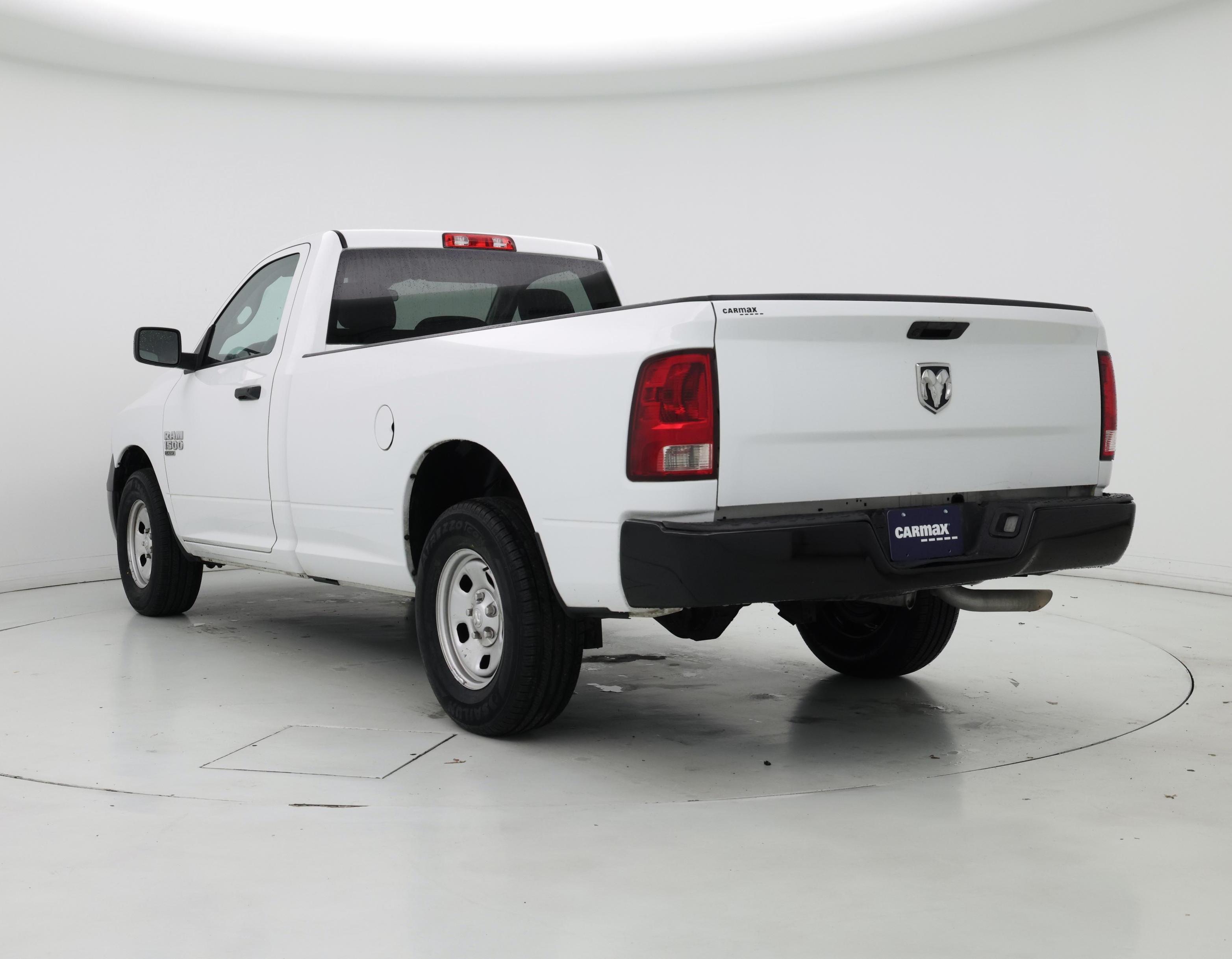 Thumbnail: 2022 RAM 1500 Classic - 2